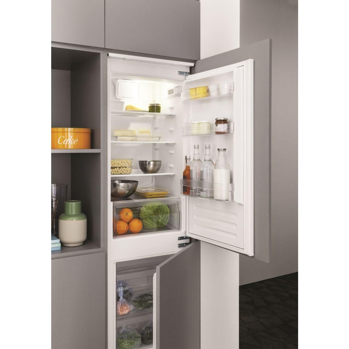 Indesit Réfrigérateur combiné encastrable BI18DC2