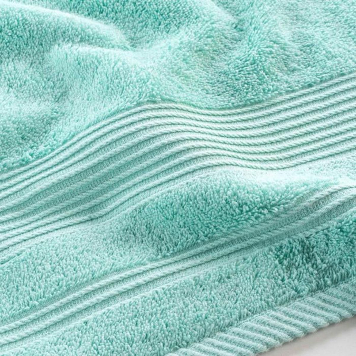 Paris Prix Drap de Douche  Tendresse  70x130cm Céladon