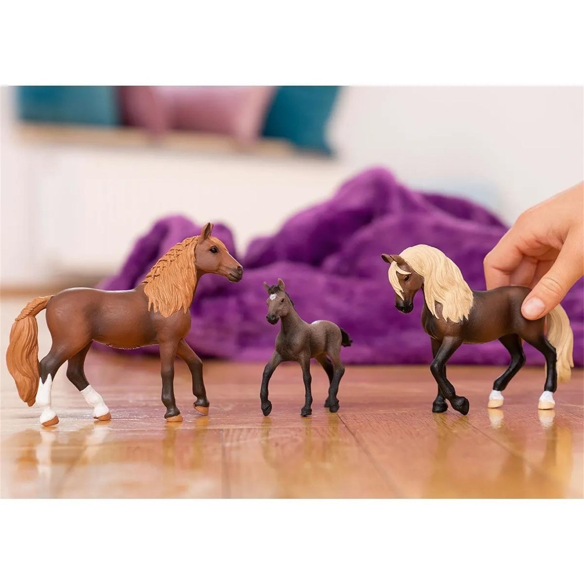 Voir la diapositive 3 : Schleich Horse Club Poulain Paso Péruvien