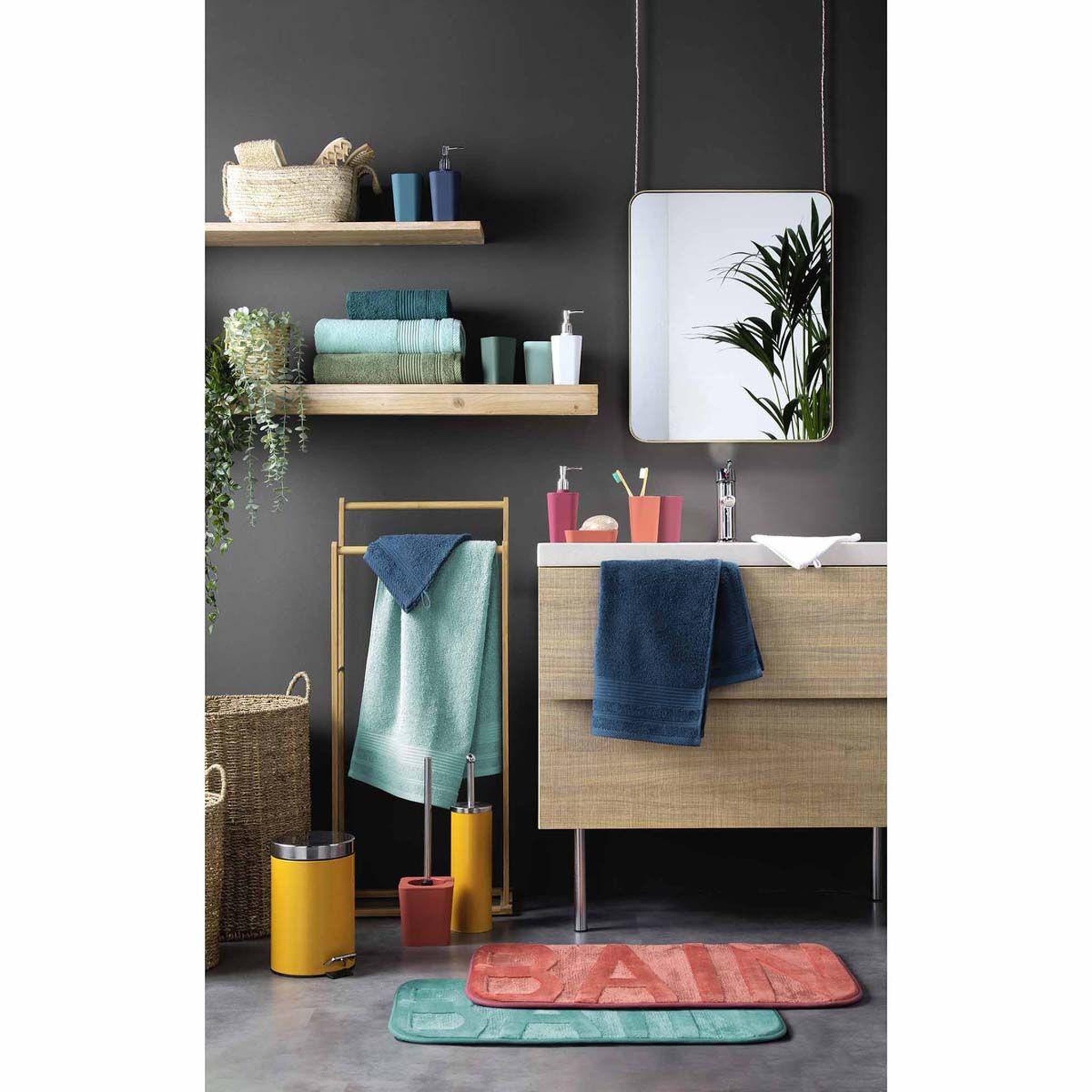 Voir la diapositive 3 : Douceur d'Intérieur Brosse wc design  metalia  37cm framboise