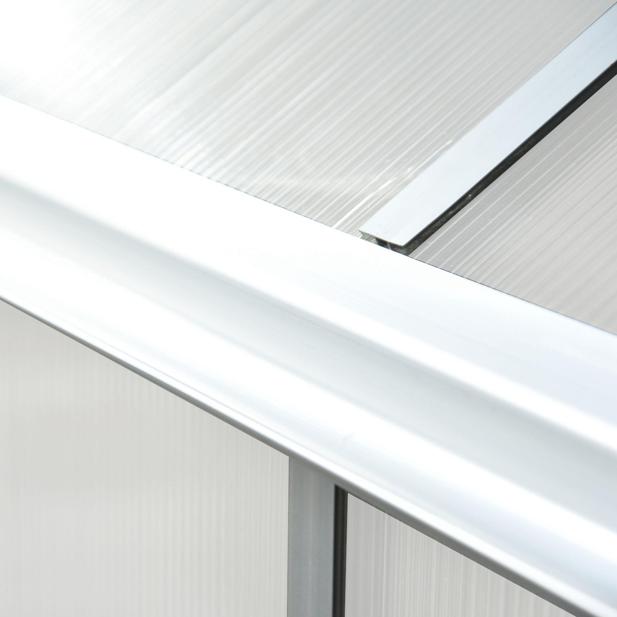 Voir la diapositive 5 : OUTSUNNY Serre de jardin aluminium polycarbonate 5,5 m² dim. 3,03L x 1,83l x 1,95H m fondation lucarne porte loquet