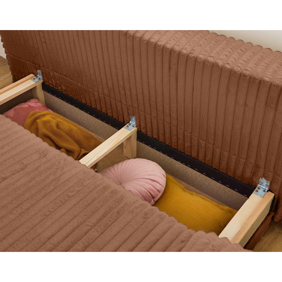 BEST MOBILIER Cristal - canapé 3 places - convertible avec coffre et grand pouf - en fausse fourrure côtelée