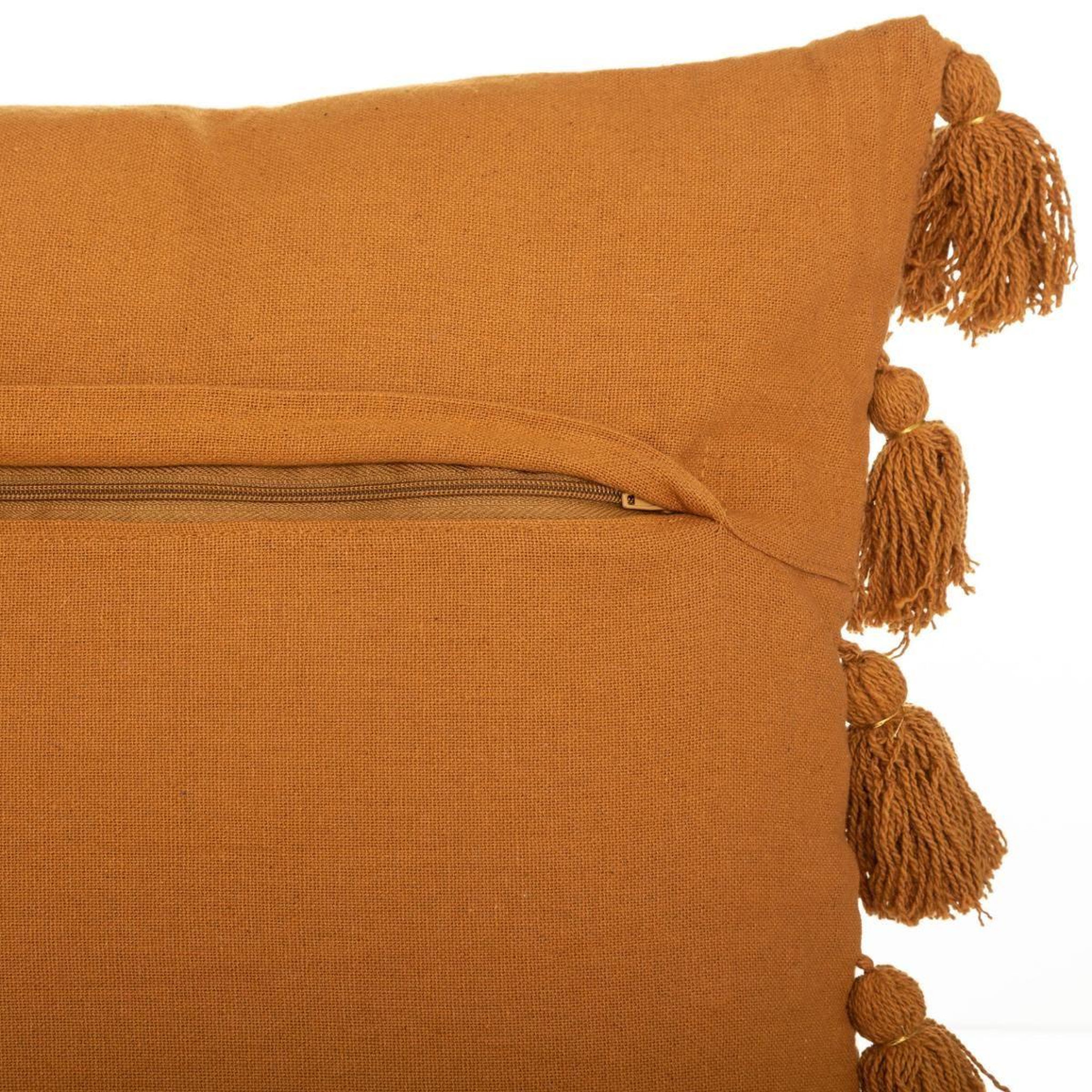 Voir la diapositive 3 : ATMOSPHERA Coussin déco à pompons  gypsy  50x50cm ocre