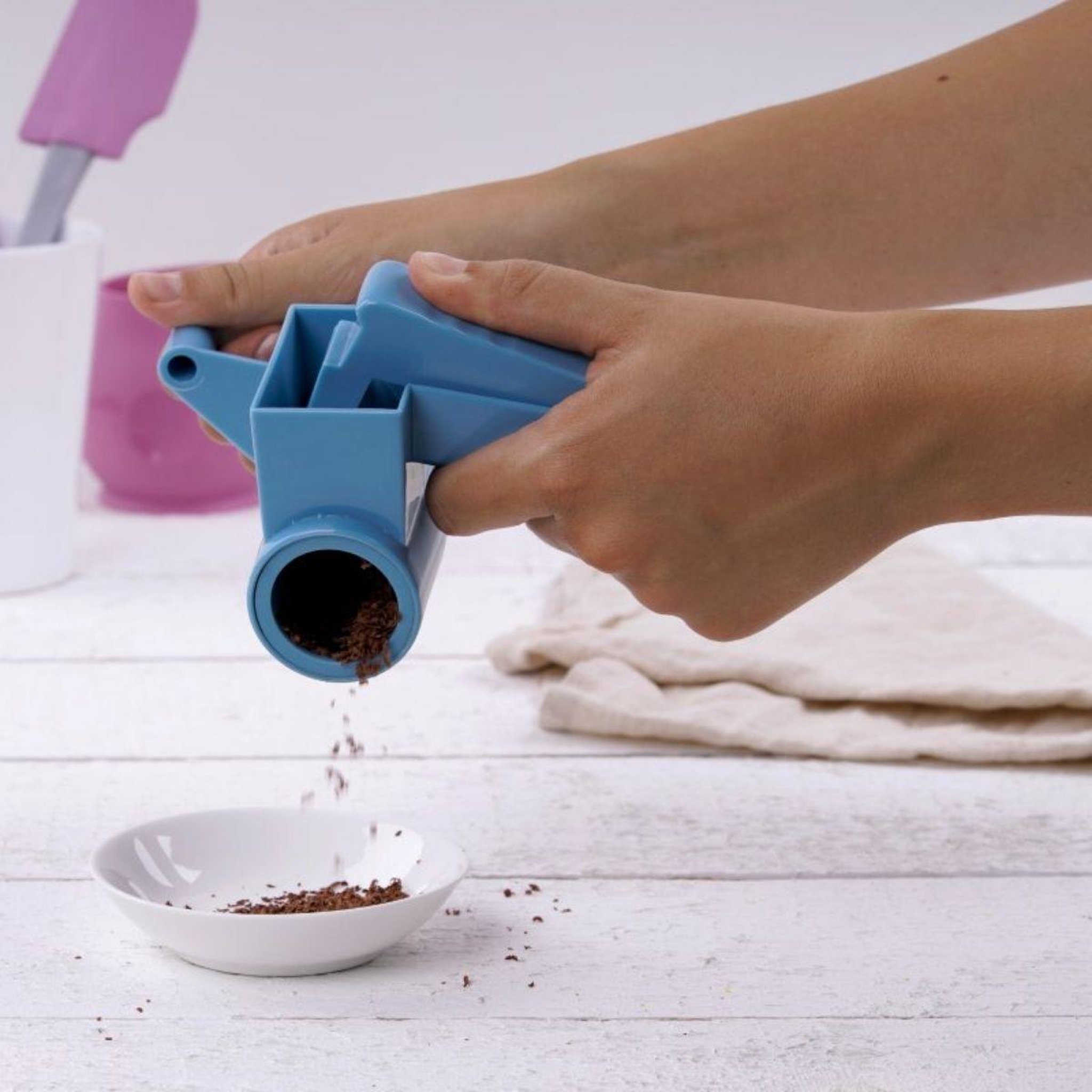 Voir la diapositive 2 : ZENKER Mini moulin râpe pour chocolat Zenker Sweet Sensation