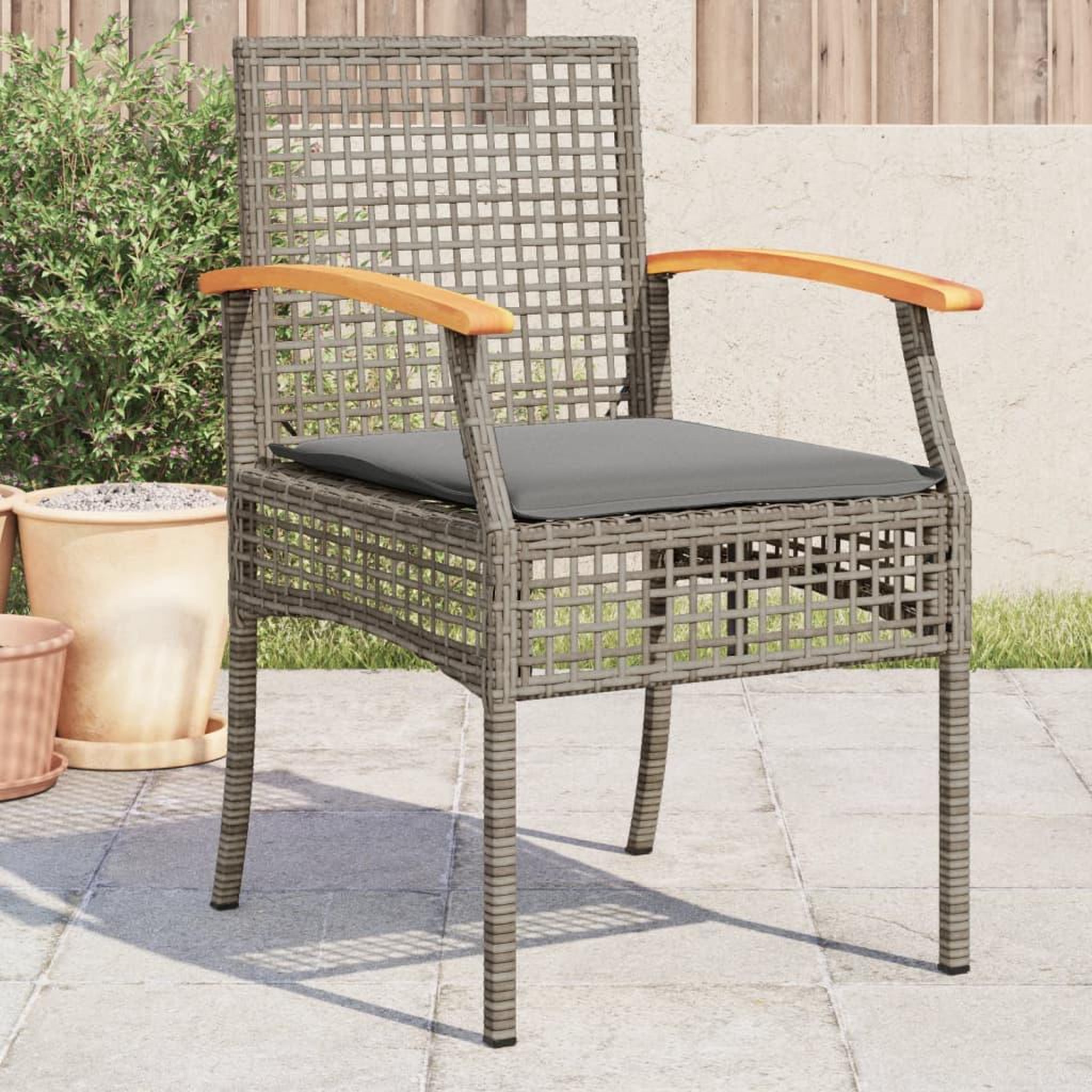 VIDAXL Chaises de jardin coussins lot de 4 gris resine tressee acacia