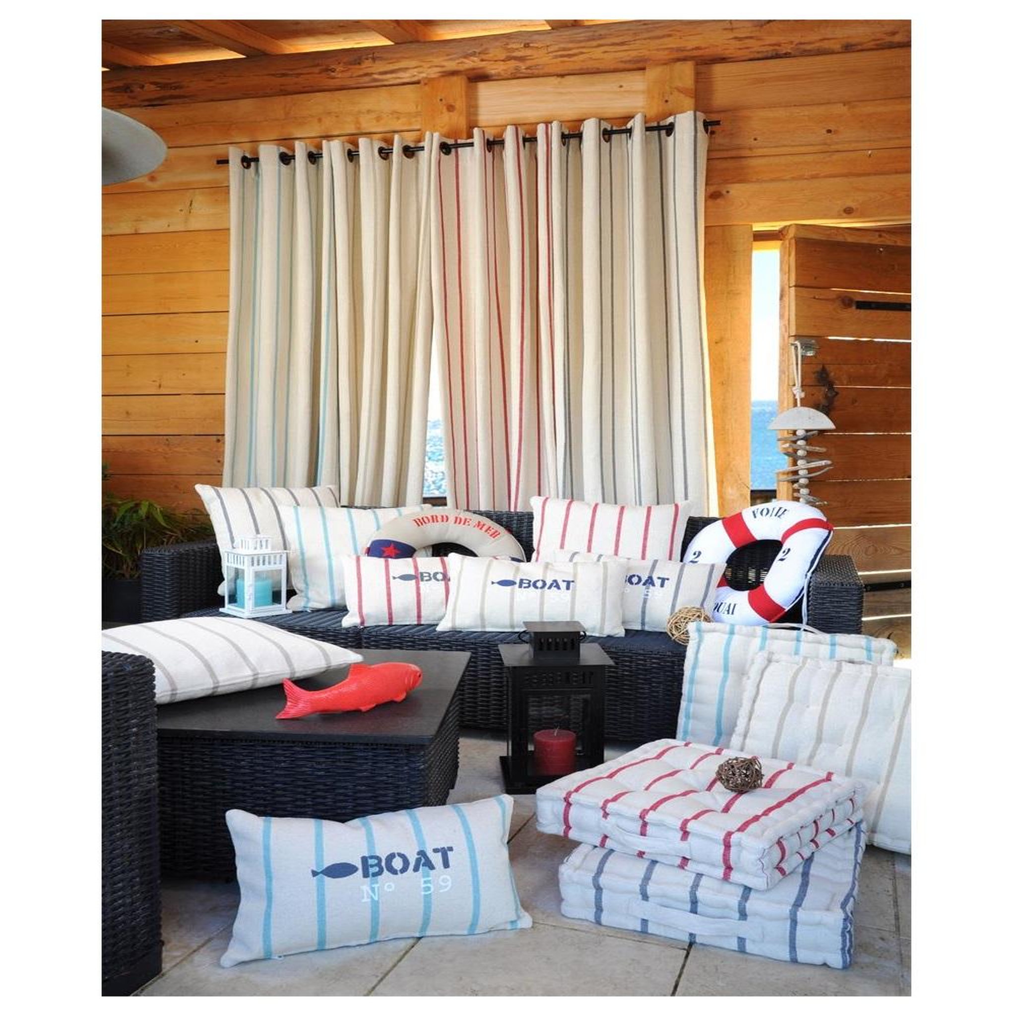 Voir la diapositive 5 : Eden Coussin de sol st tropez design et moderne