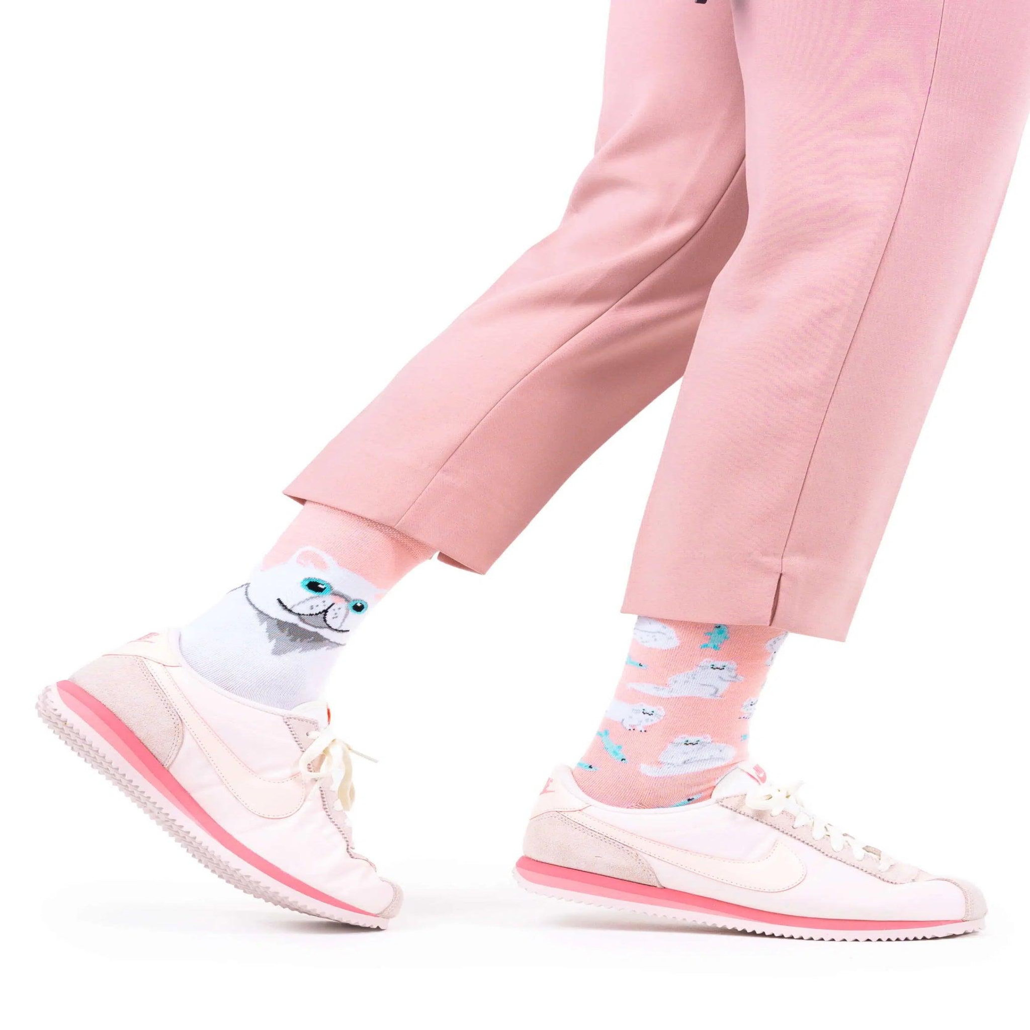 Voir la diapositive 2 : MANY MORNINGS Chaussettes chat blanc