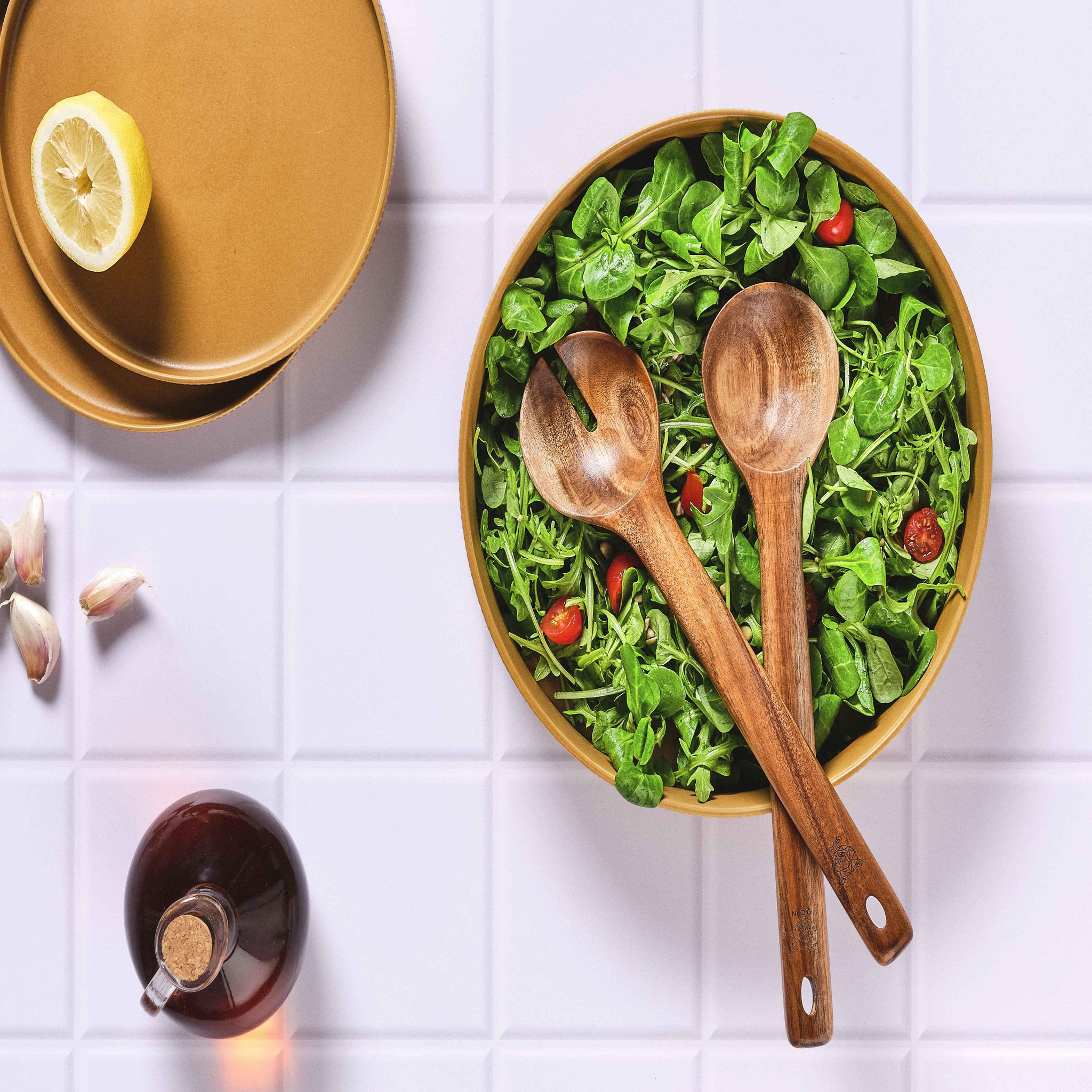 Voir la diapositive 2 : BJORN Couverts à salade en bois d'acacia OLLE