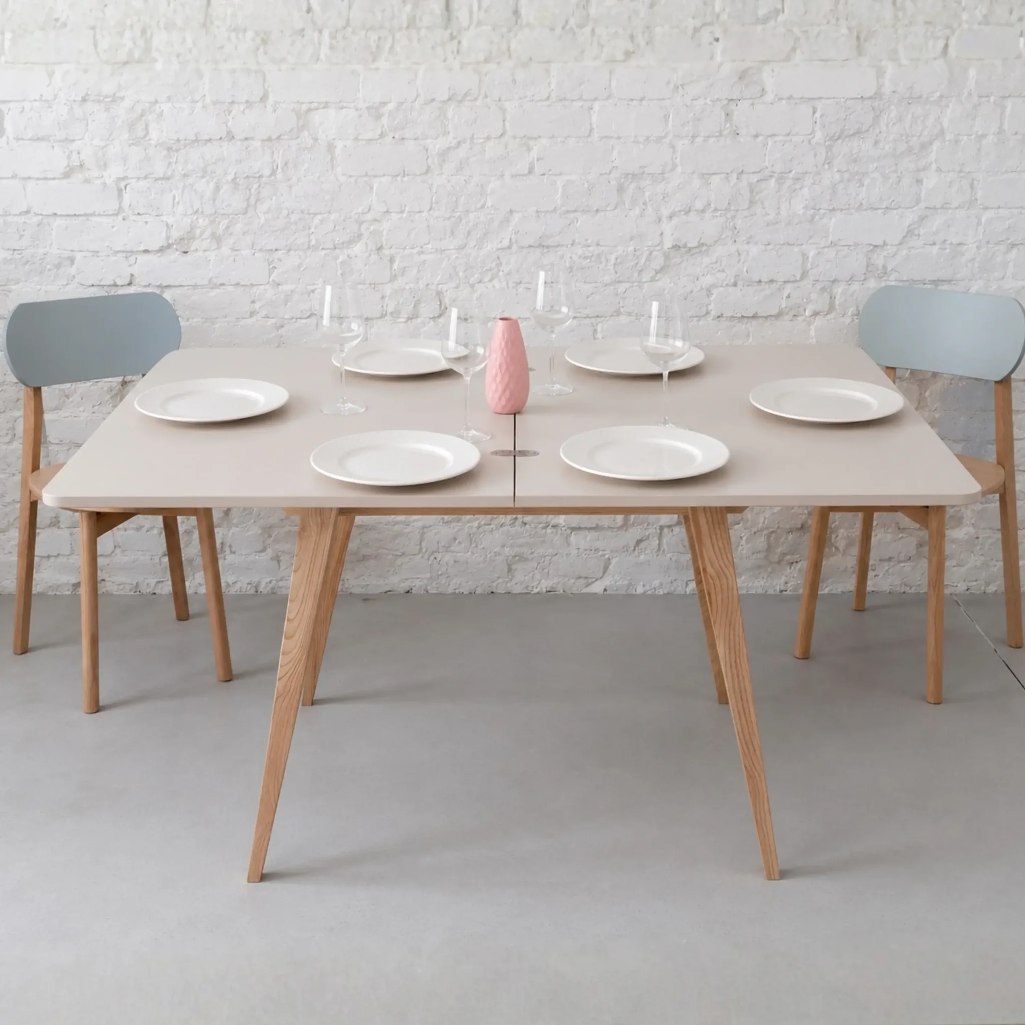 Voir la diapositive 4 : RAGABA Envelope Table à manger extensible