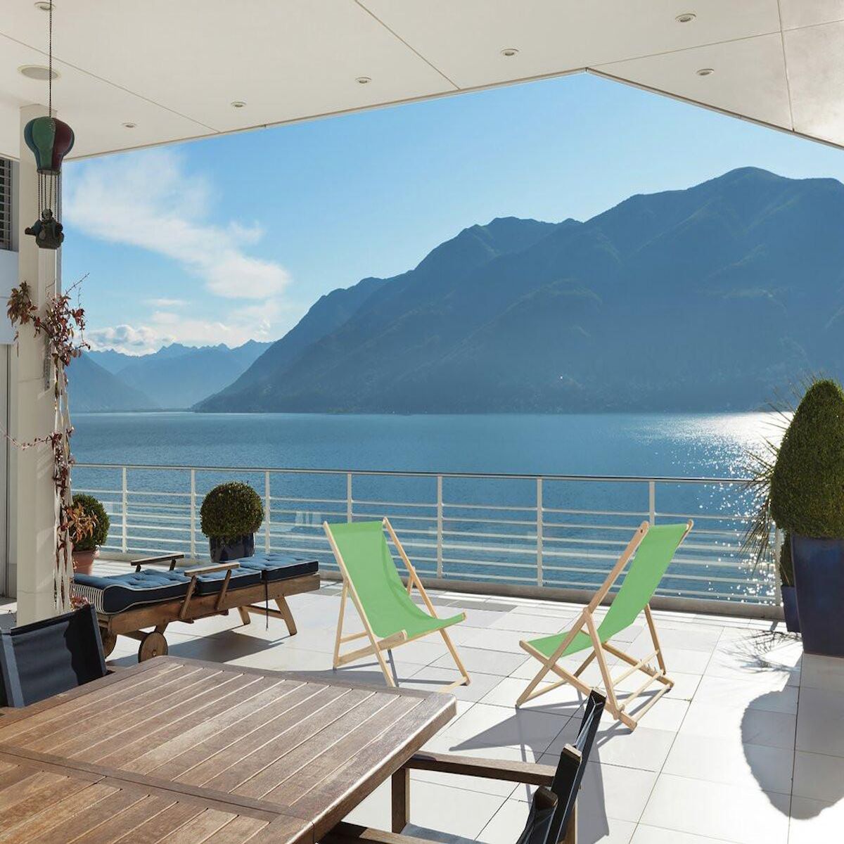 Habitat et Jardin Lot de 2 transats en bois  Chilienne  - 107 x 56.5 x 81 cm - Vert