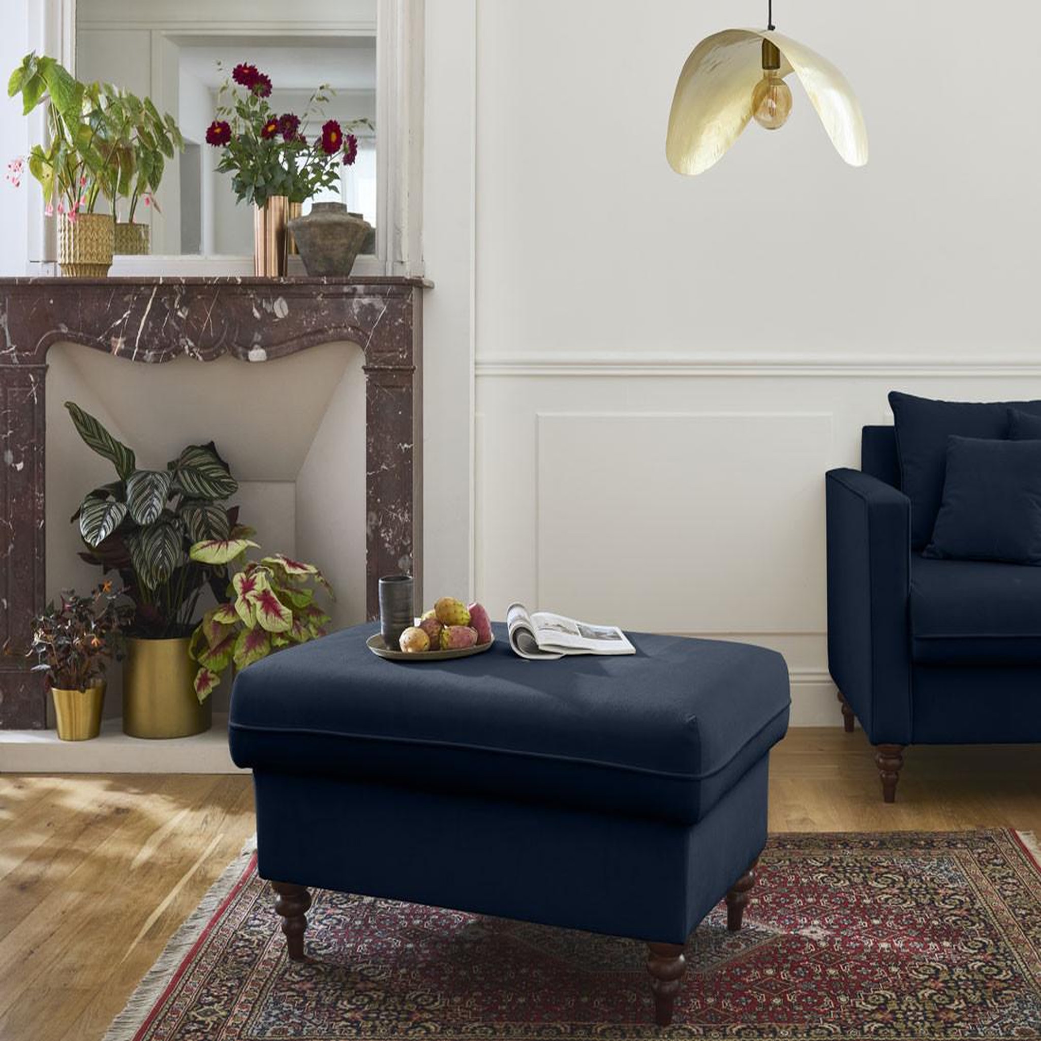 Voir la diapositive 1 : BEST MOBILIER Flamingo - pouf en velours