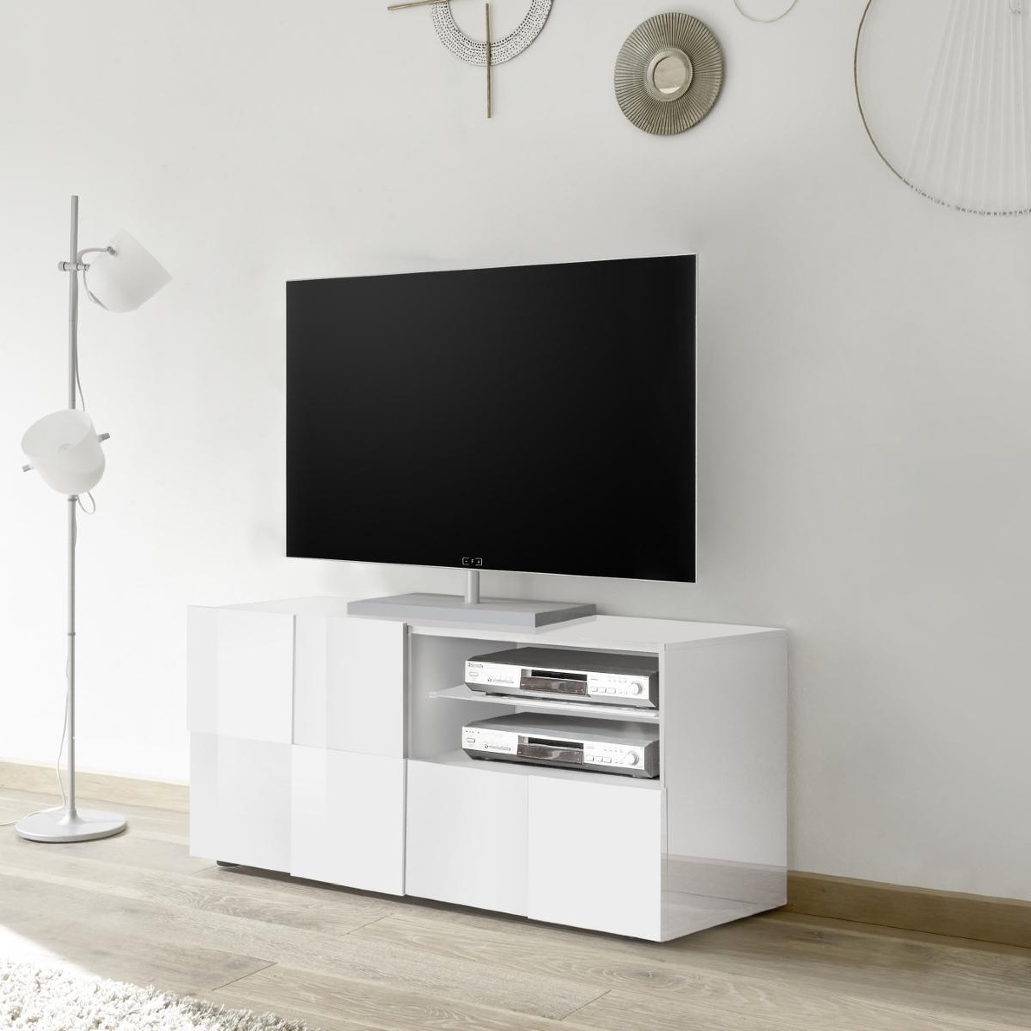 Voir la diapositive 2 : JLC KREATION Meuble tv design laqué blanc 120cm mado