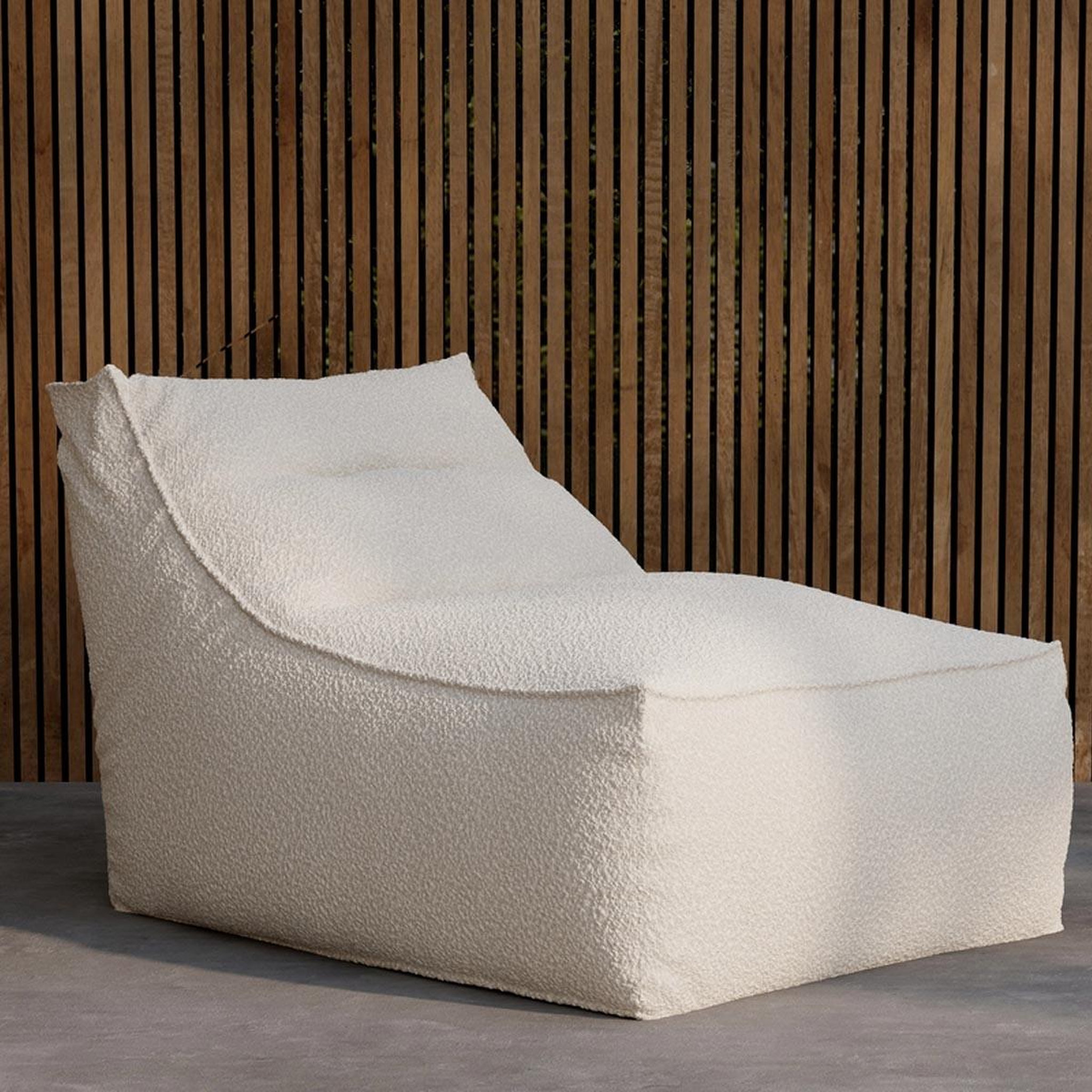 Voir la diapositive 3 : Paris Prix Bain de soleil bouclette  redang  118cm blanc
