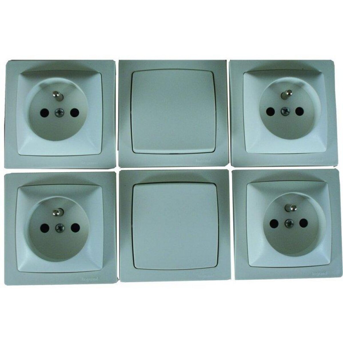 Legrand ASL lot 2 interrupteurs va et vient + 4 prises 2 pôles + terre