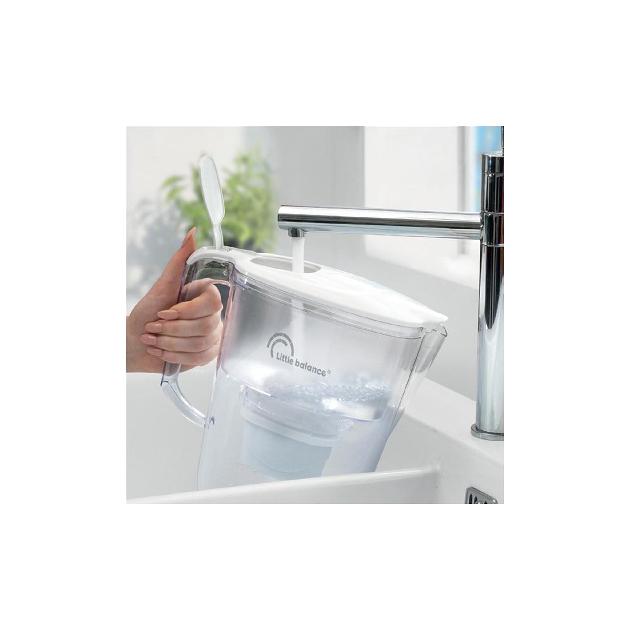 Voir la diapositive 4 : LITTLE BALANCE Carafe filtrante little balance 8591 blanche 2,5 l dont 1,2 l filtrés, indicateur de changement via appli lb smart change, 1 cartouche incluse