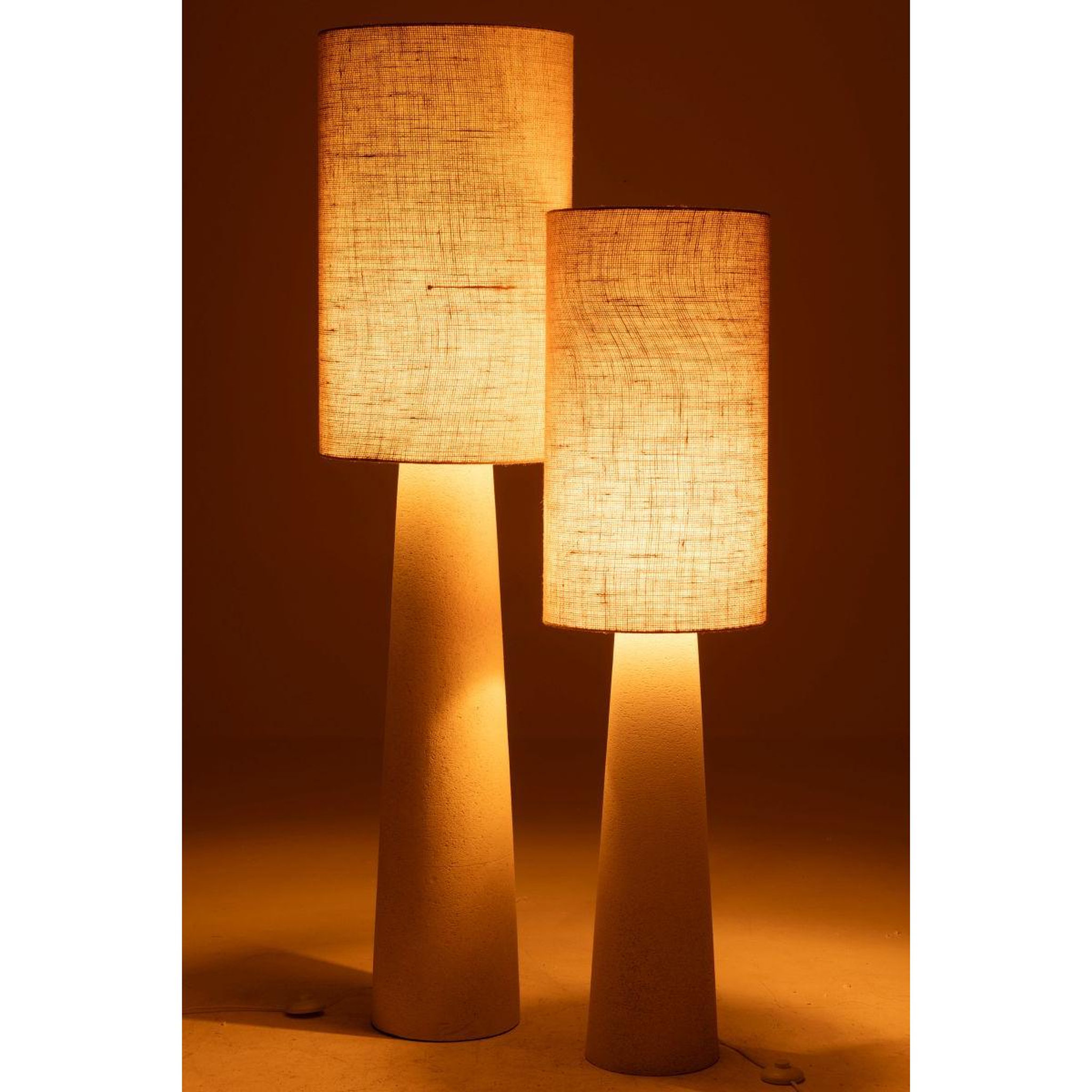 Voir la diapositive 6 : J-LINE Lampadaire design  ava  140cm naturel