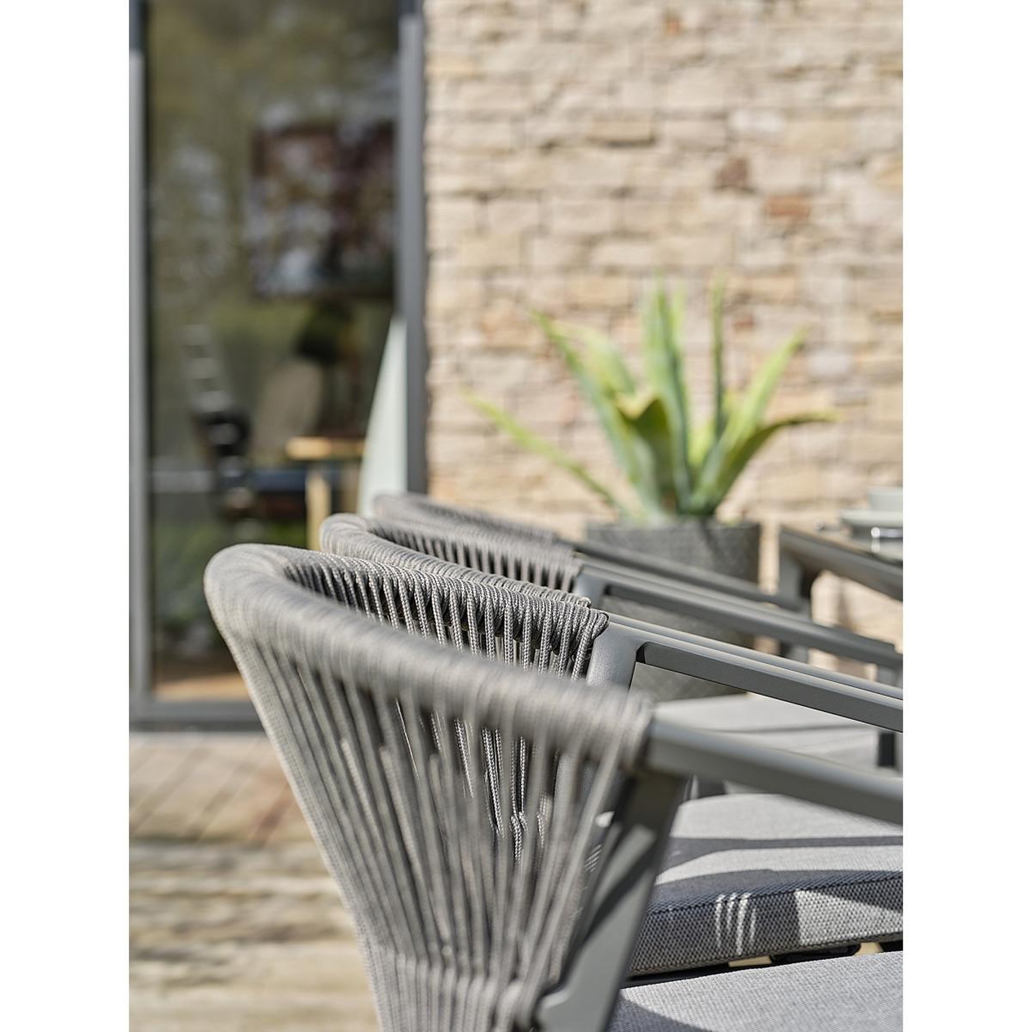Voir la diapositive 4 : Paris Prix Lot de 2 fauteuils de jardin empilables  gambi  79cm anthracite
