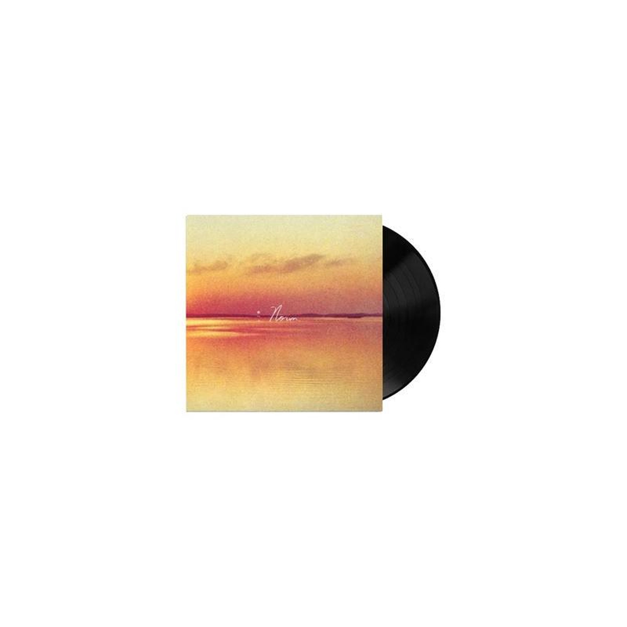 Disque vinyle noir avec pochette paysage coucher de soleil et silhouettes de voiliers