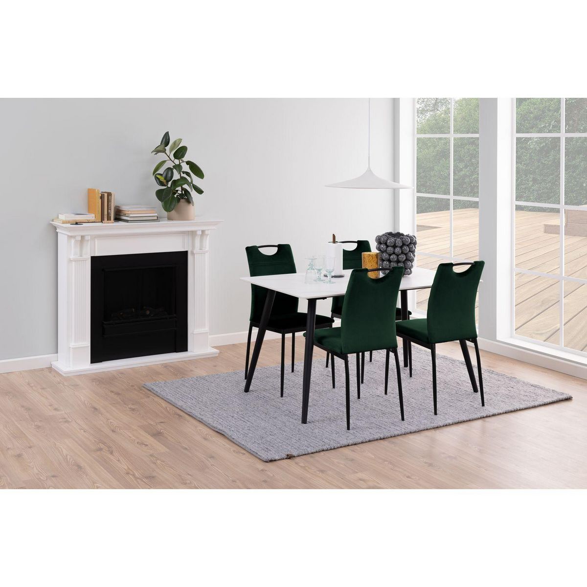 TOILINUX Lot de 4 Chaises de salle à manger Dina effet velours et métal