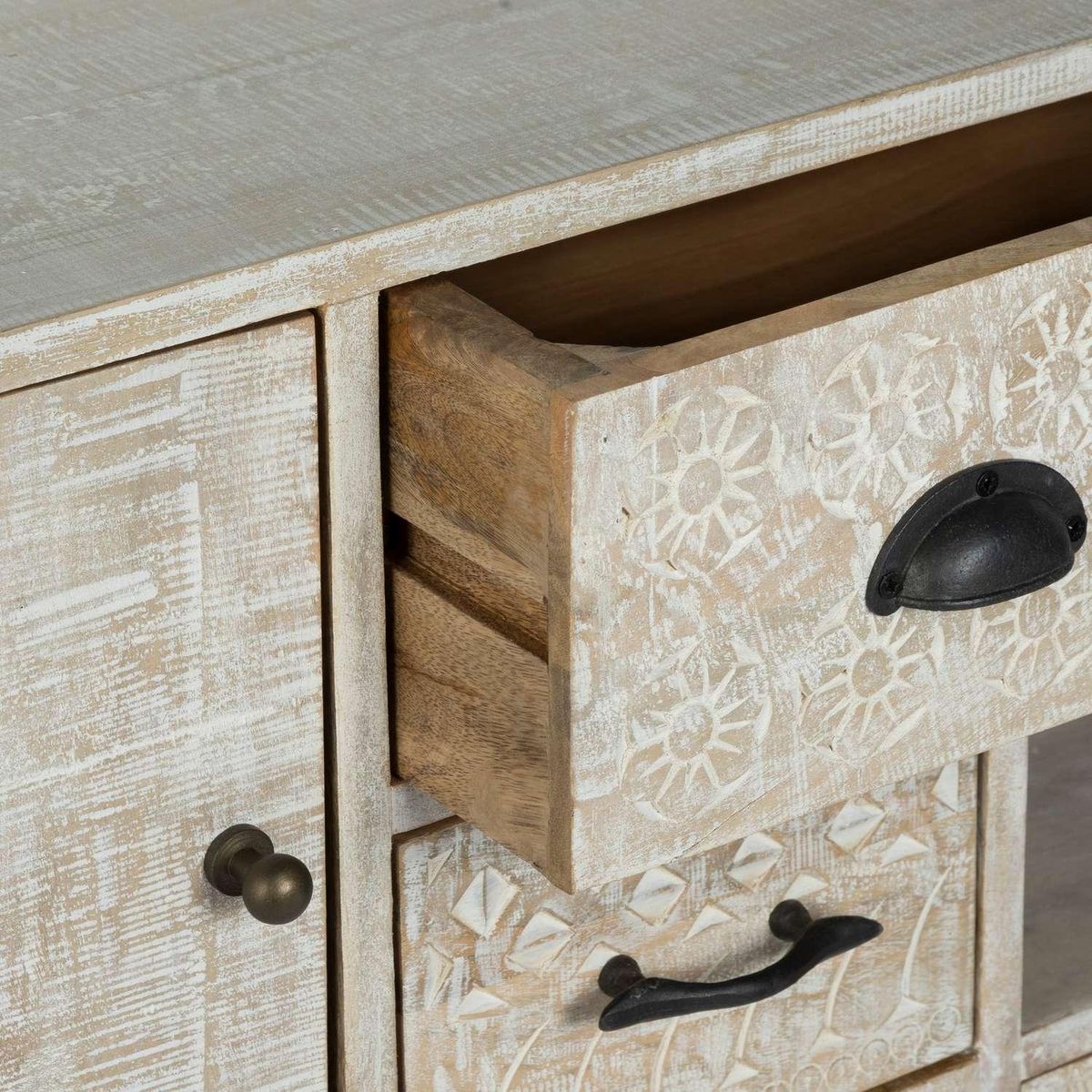 ATMOSPHERA Buffet 3 portes et 4 tiroirs en bois AJAY - Beige