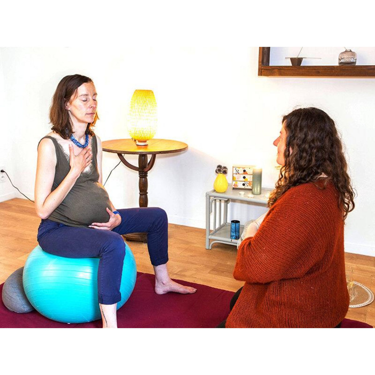 Smartbox 3h de détente pour future maman avec yoga, méditation et massage Rebozo - Coffret Cadeau Bien-être