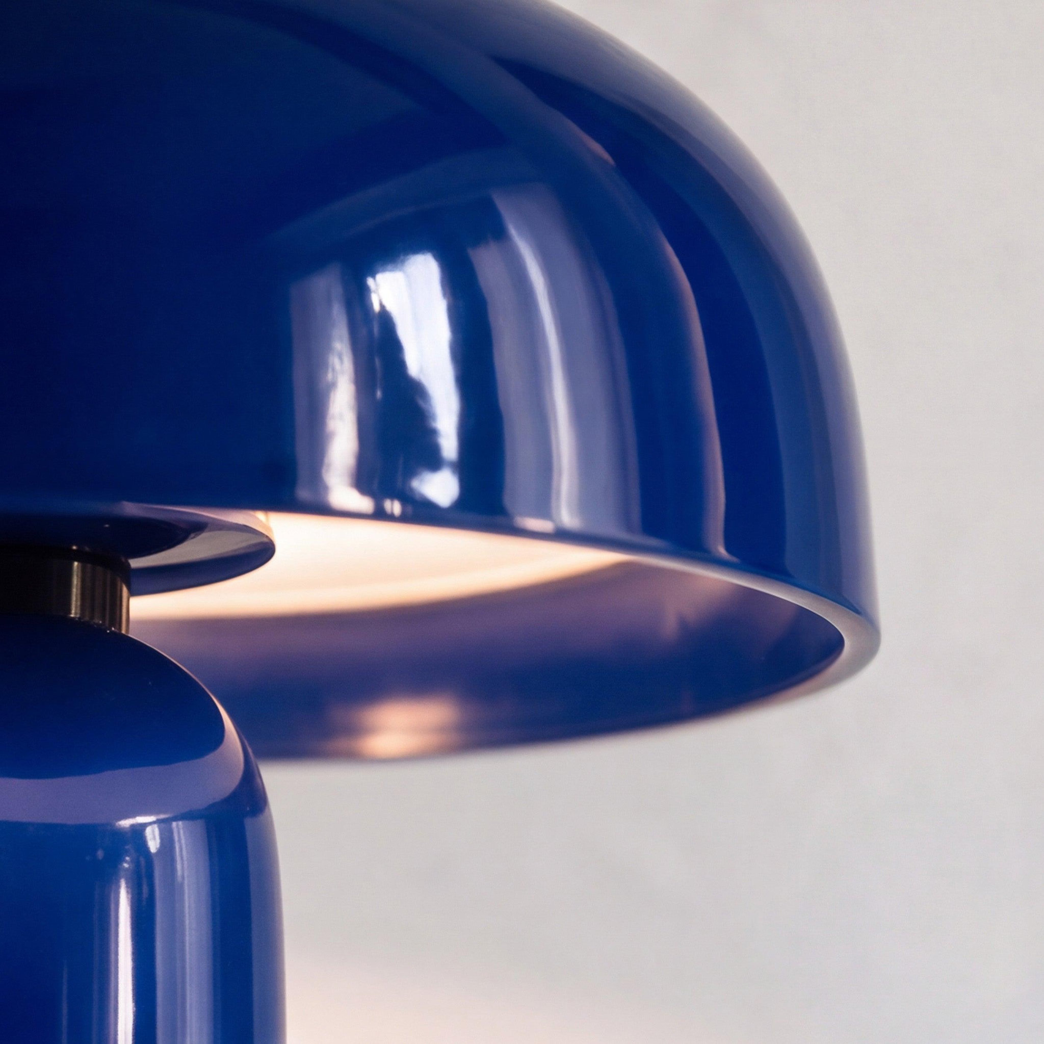 Voir la diapositive 6 : MAISON PAVANE Lampadaire en métal bleu foncé-livia