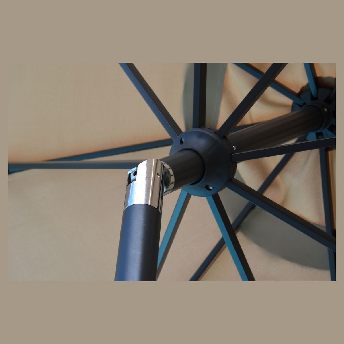 Givex Parasol rond - Taupe - 3m - TILT