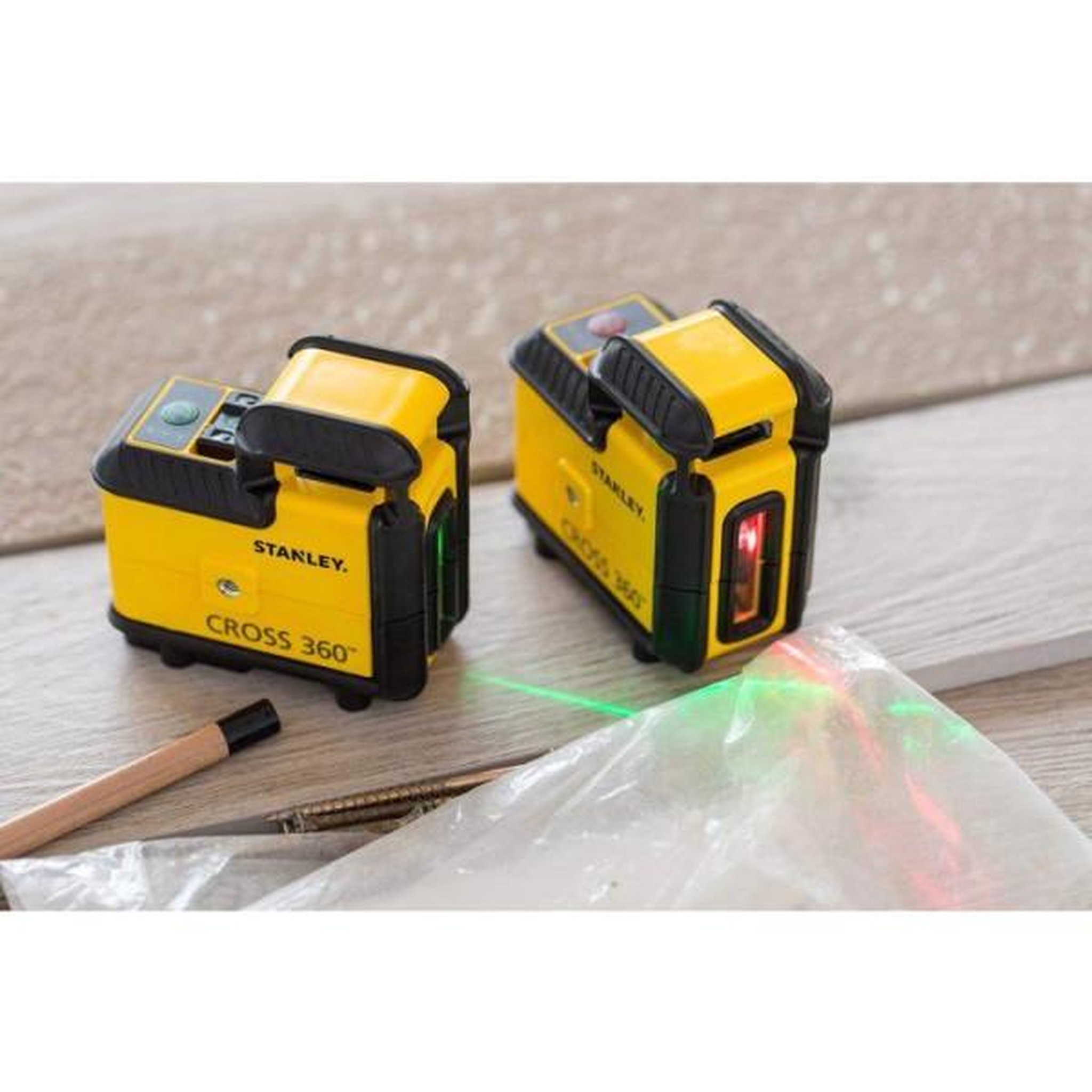 Voir la diapositive 2 : Stanley Kit niveau laser 360° + trépied - stanley - stht77640-1 - piles - rouge