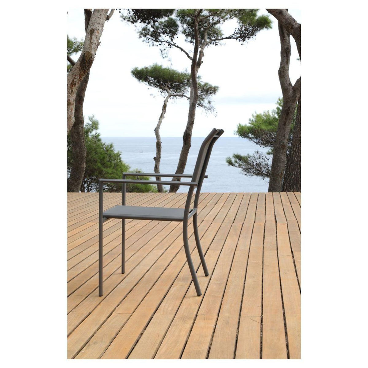 Fauteuil de jardin empilable MANGUE