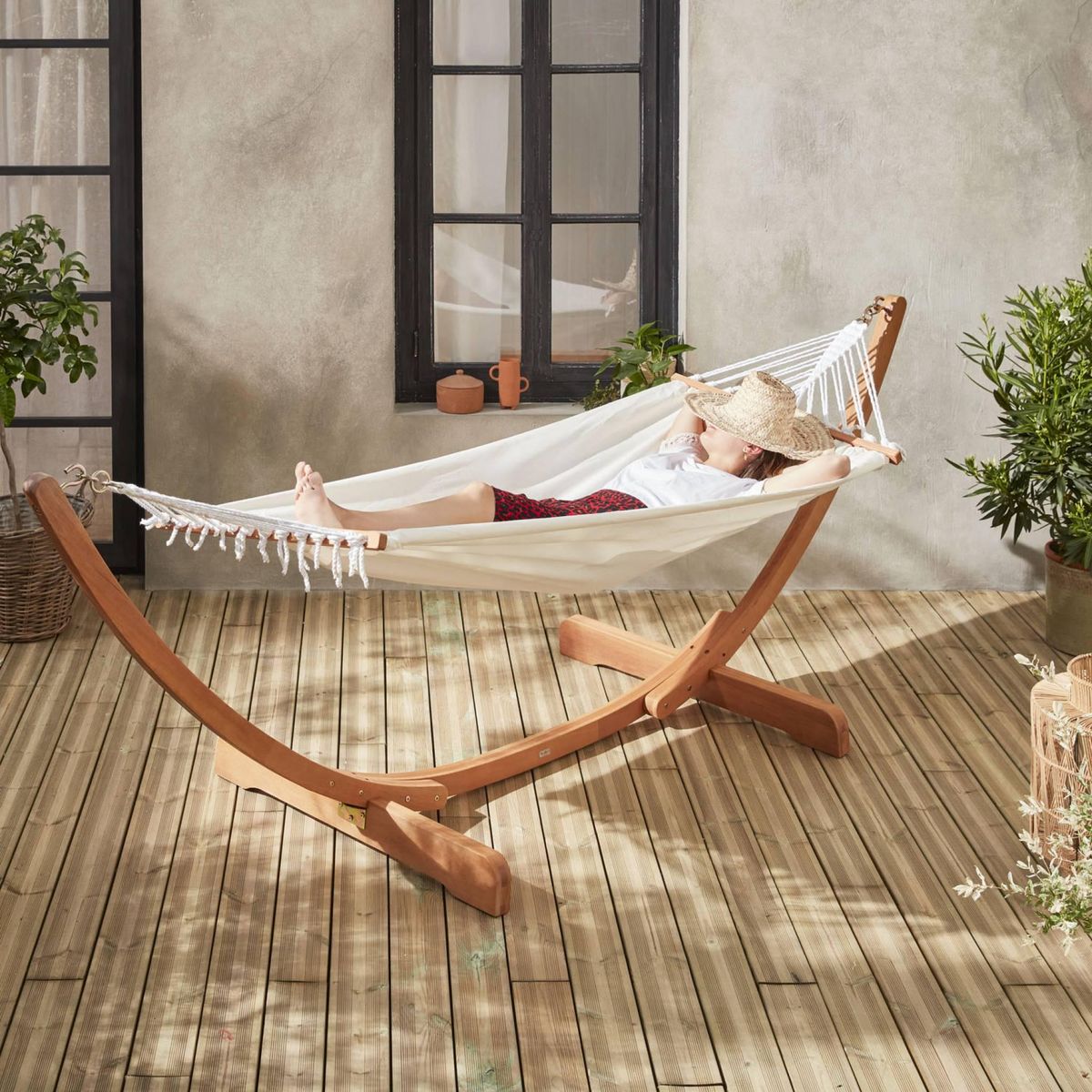 SWEEEK Hamac en bois 317x100cm avec toile en coton, Hamaca