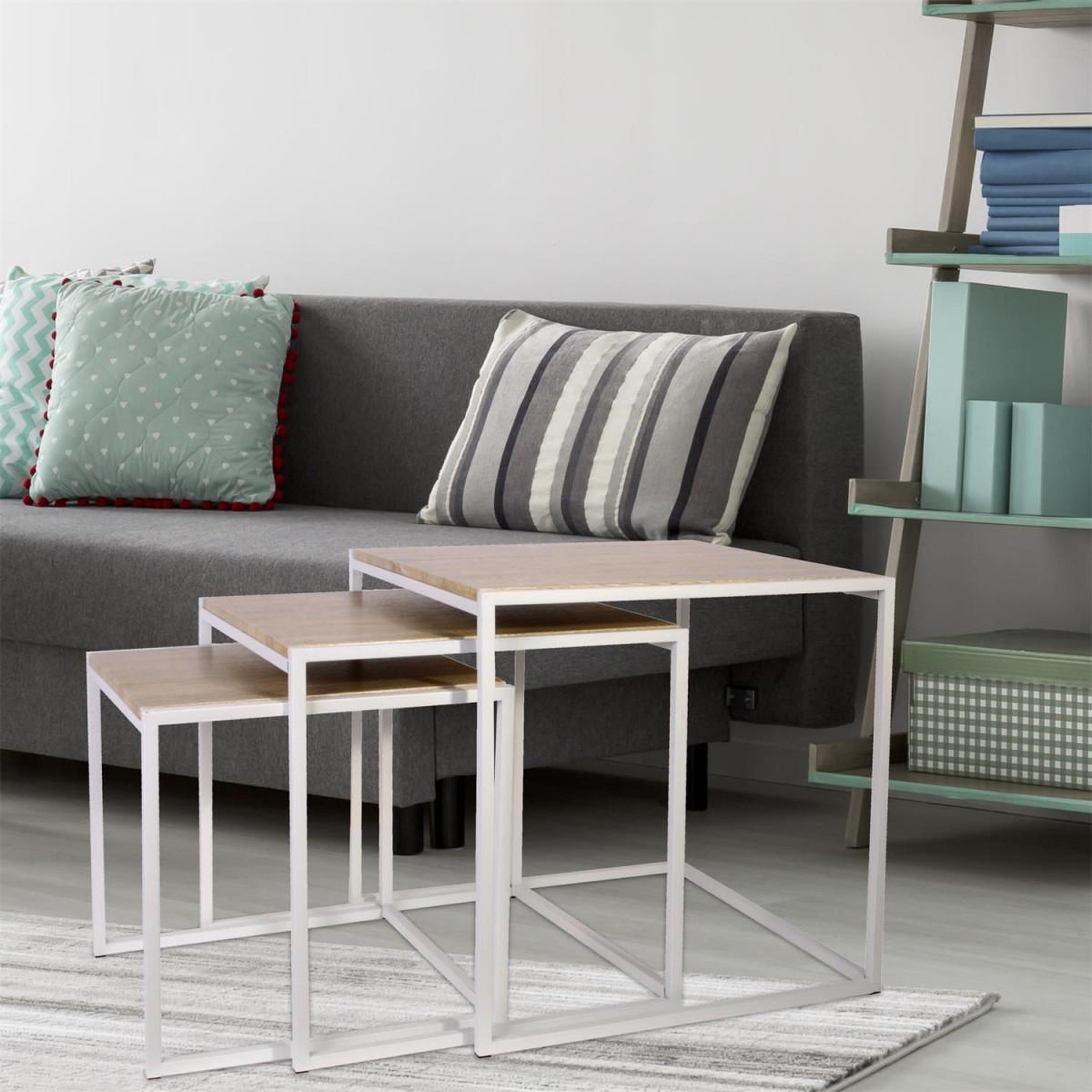 Voir la diapositive 5 : The Home Deco Factory Lot de 3 tables gigognes  origin  45cm blanc