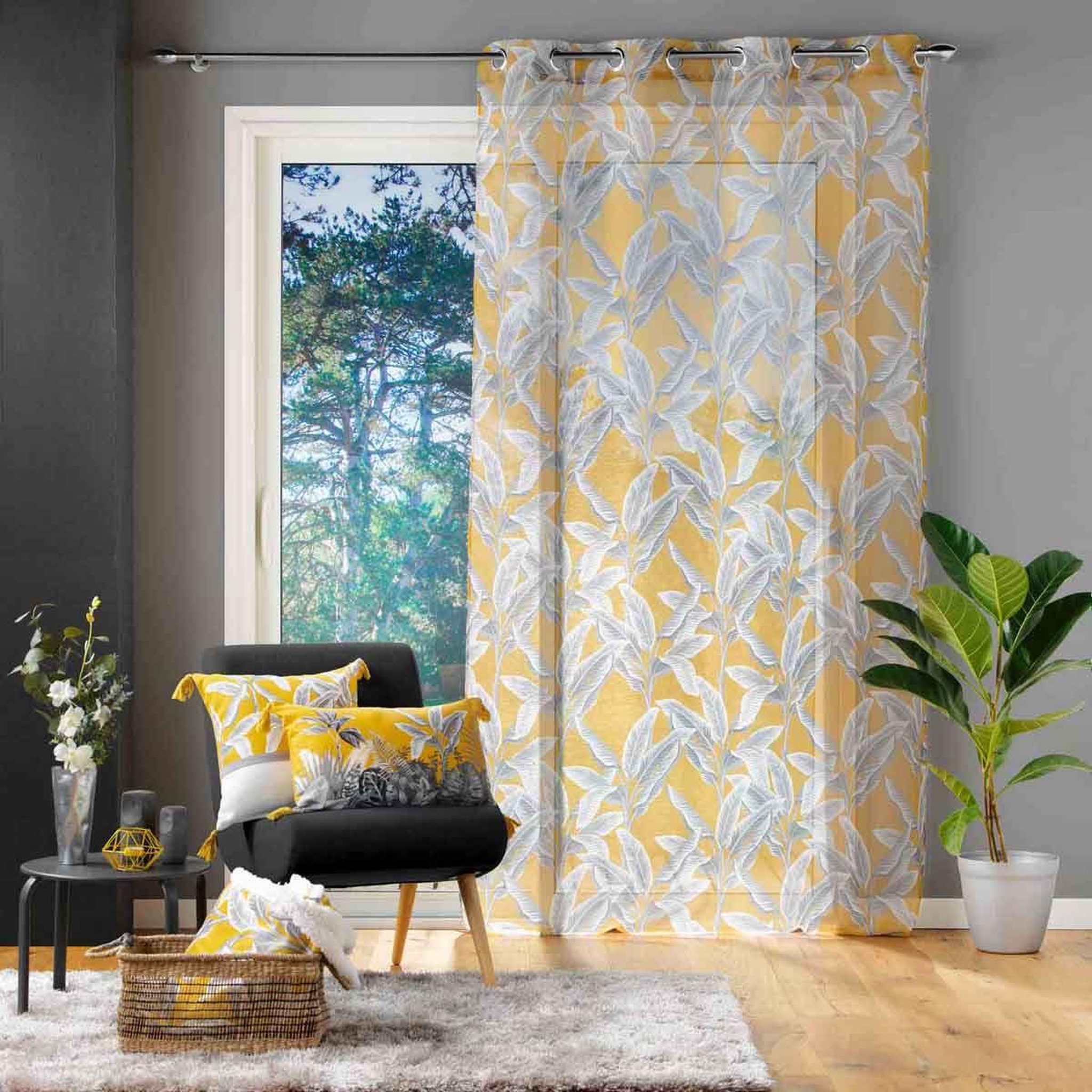 Voir la diapositive 3 : Douceur d'Intérieur Rideau voilage à œillets  isibelle  140x240cm jaune