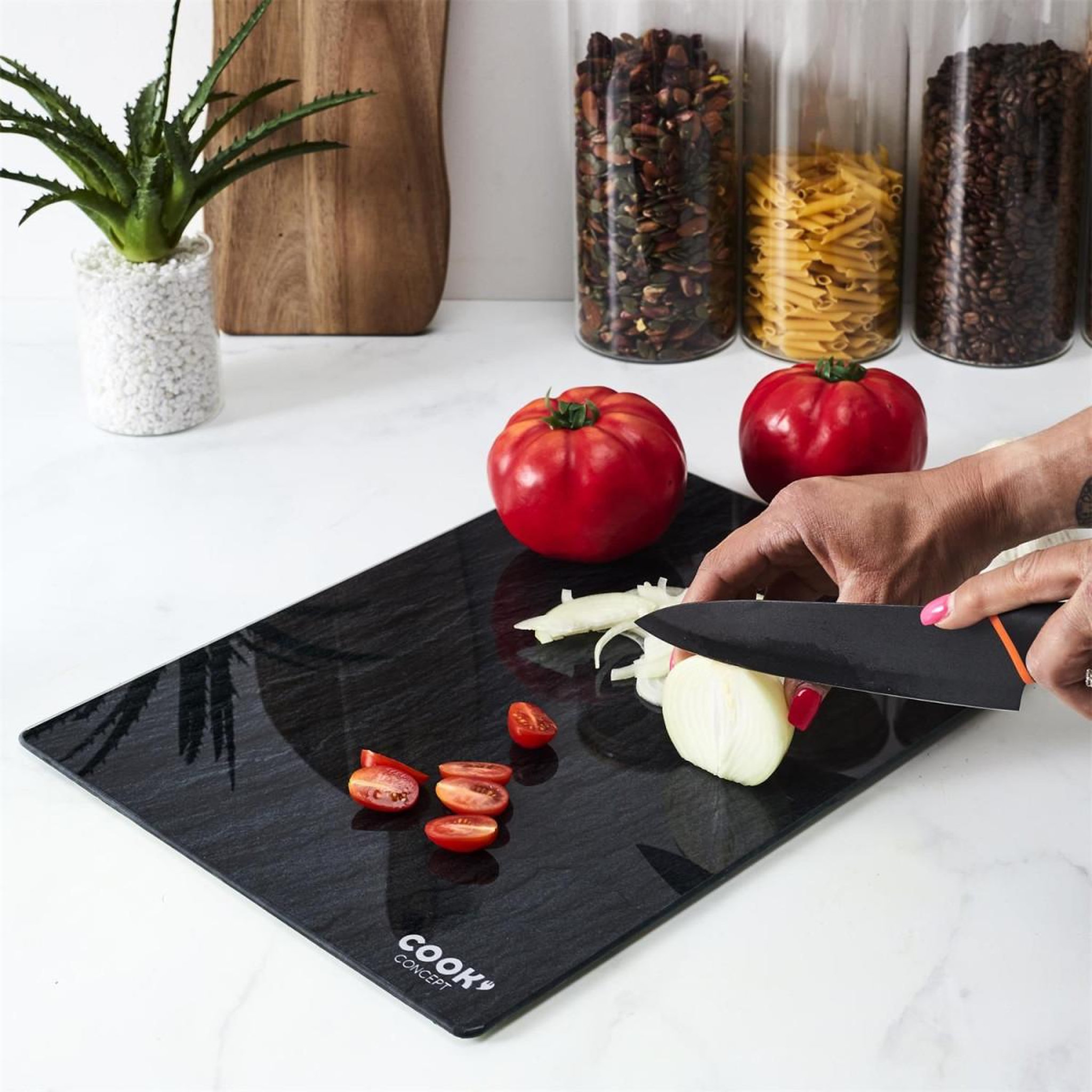 Voir la diapositive 3 : COOK CONCEPT Planche à découper en verre  ardoise  40cm noir