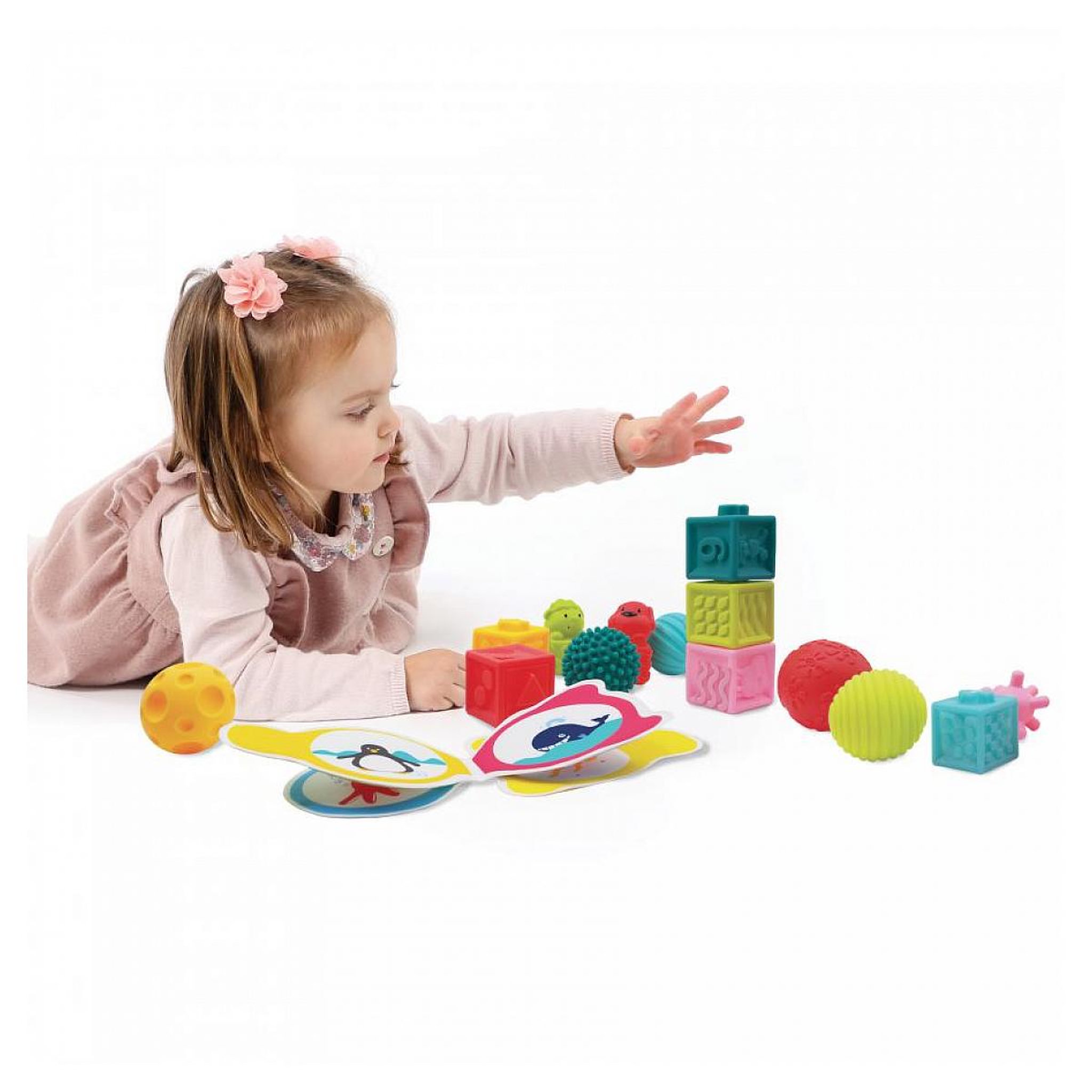 Voir la diapositive 4 : LUDI Coffret d eveil pour le bain - Livres Cubes Balles