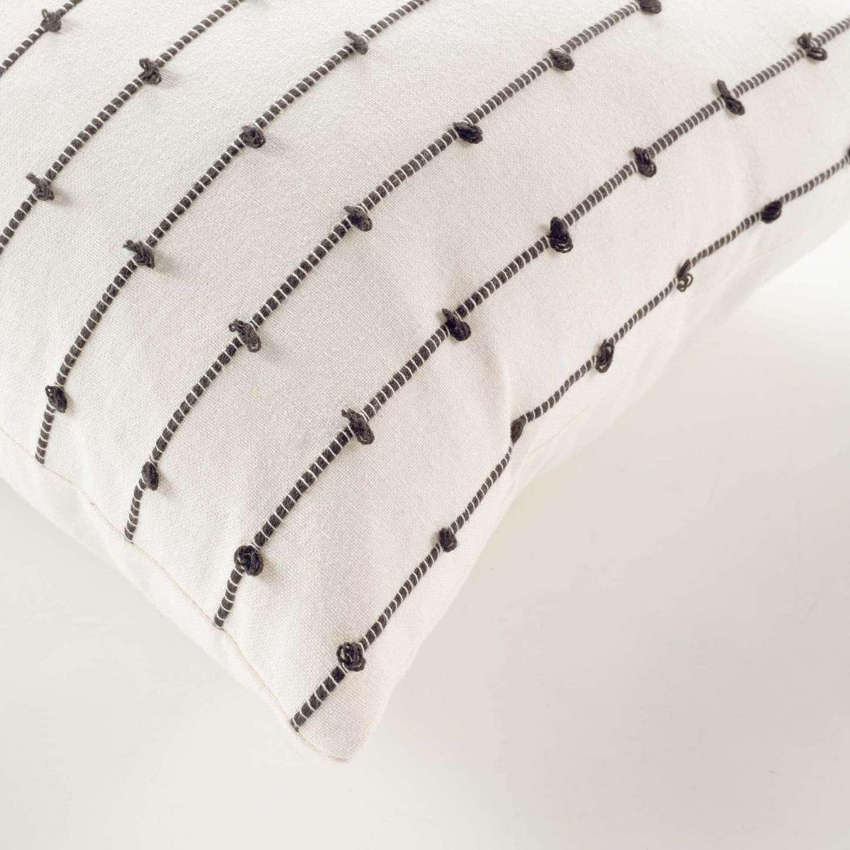 Douceur d'Intérieur Coussin déhoussable CANNA - Coton recyclé et fils coupés - 45 x 45 cm - Ecru