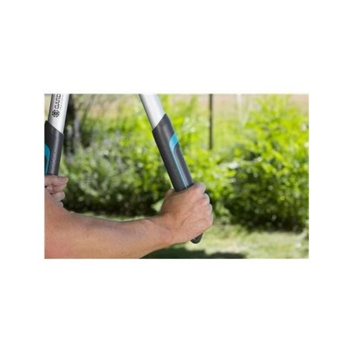 Gardena Coupe-branches GARDENA EnergyCut 750 B - lame franche - coupe Ø42mm max - anti-adhérence - garantie 25 ans