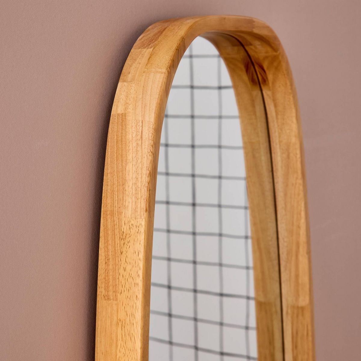 SWEEEK Miroir rectangulaire JAMIE en bois d'hévéa, bords arrondis, couleur bois clair, 2 tailles différentes