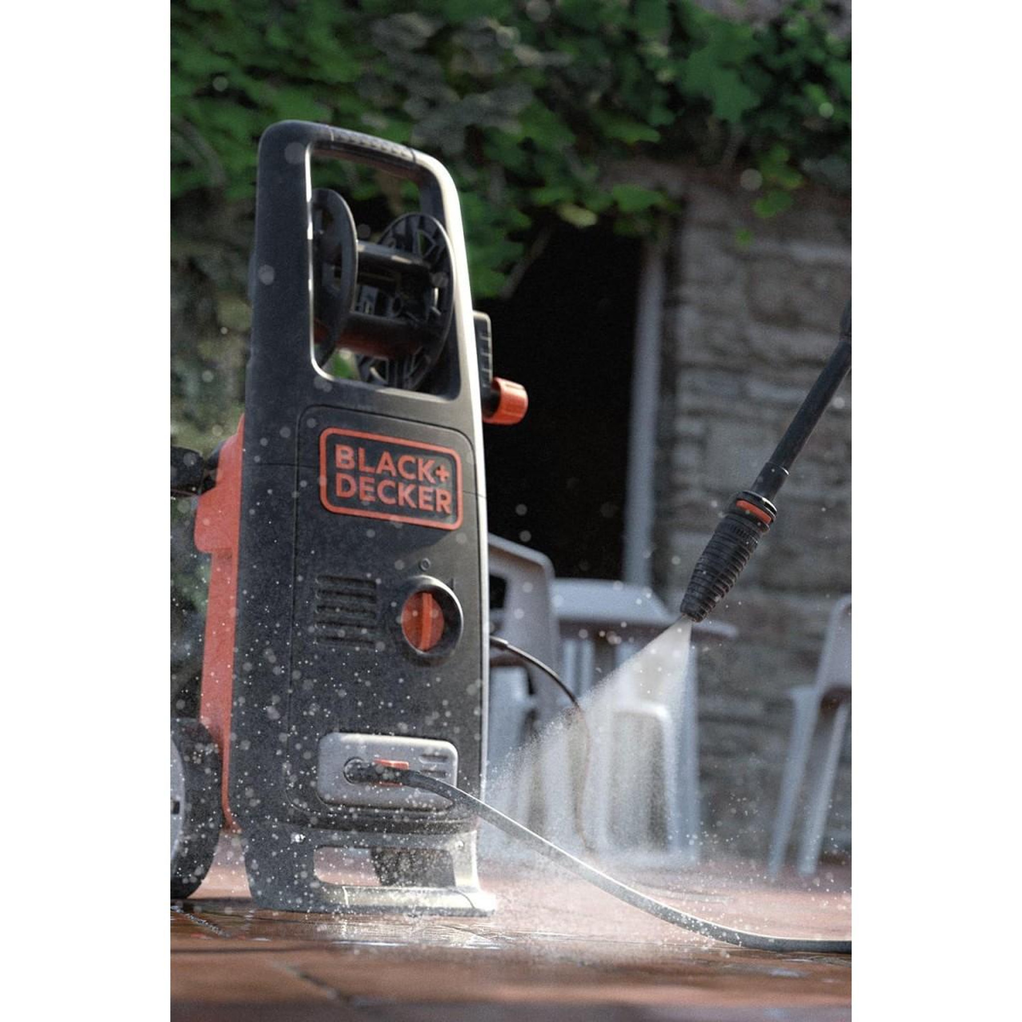 Voir la diapositive 4 : Black et Decker Nettoyeur Haute Pression 2200W 150 Bar 440 L/h Patio cleaner et brosse fixe Nettoyage Terrasse Vélo Auto BLACK+DECKER