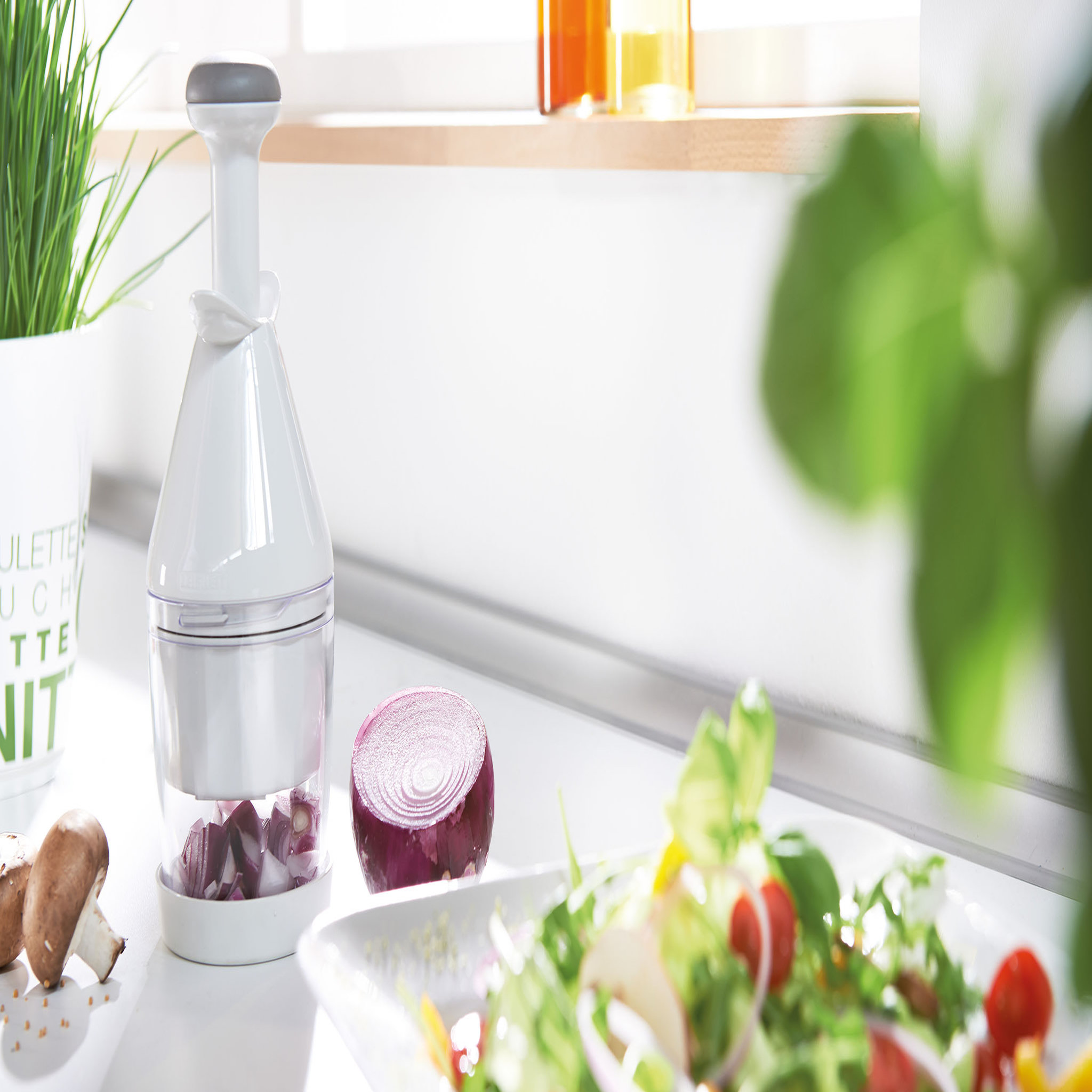 Voir la diapositive 2 : LEIFHEIT Hachoir COMFORT & CLEAN