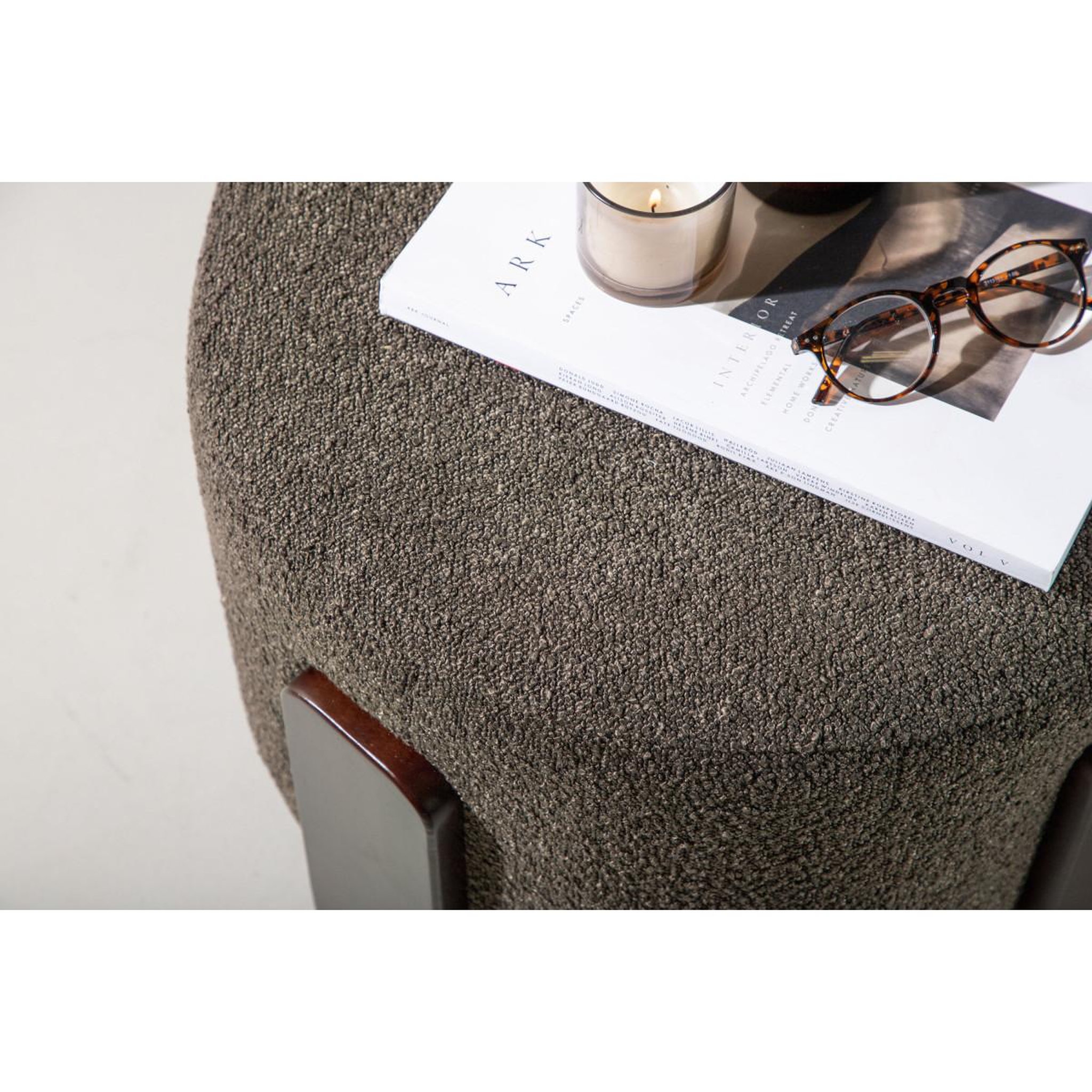 Voir la diapositive 5 : Paris Prix Pouf design tissu bouclette  coffey  52cm gris foncé