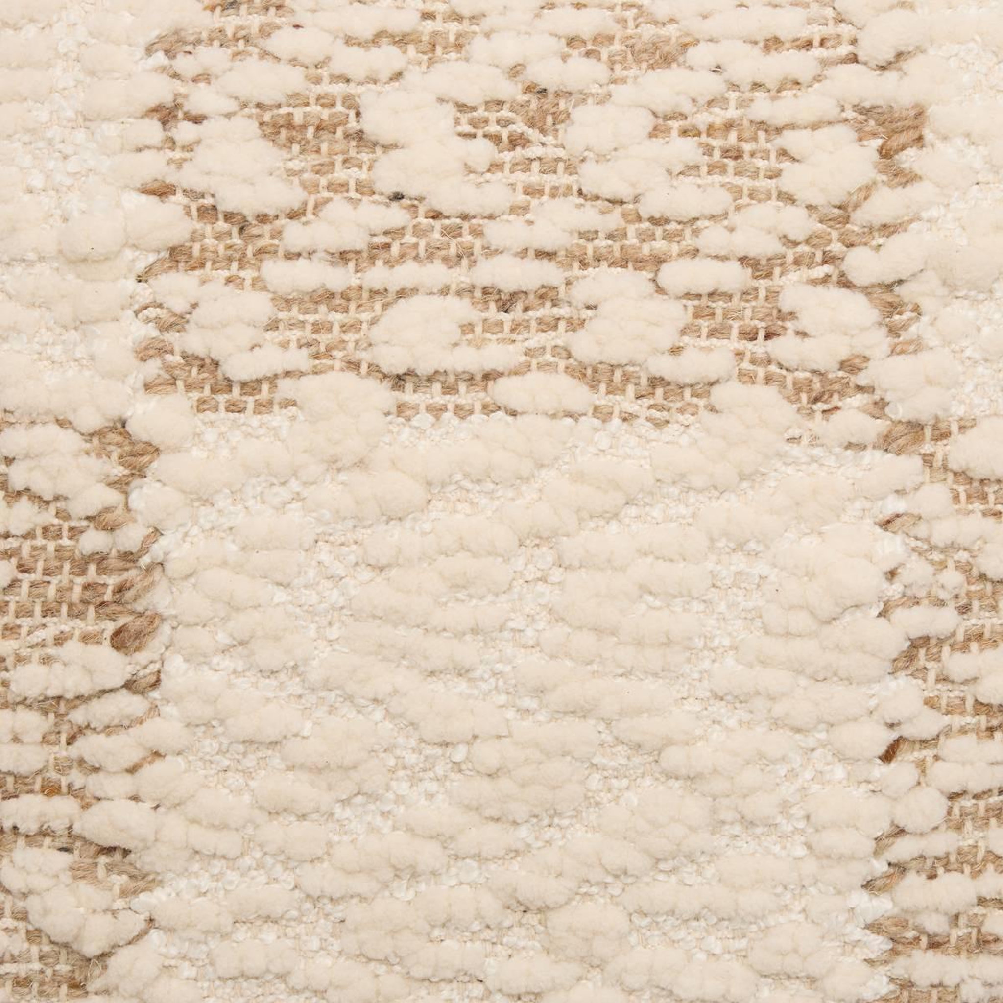 Voir la diapositive 4 : ATMOSPHERA Coussin déco laine chenille  ameya  45x45cm beige lin