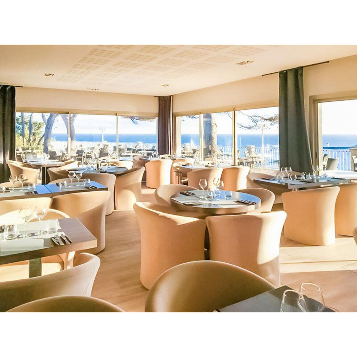 Smartbox Savoureux repas pour 2 à Marseille - Coffret Cadeau Gastronomie