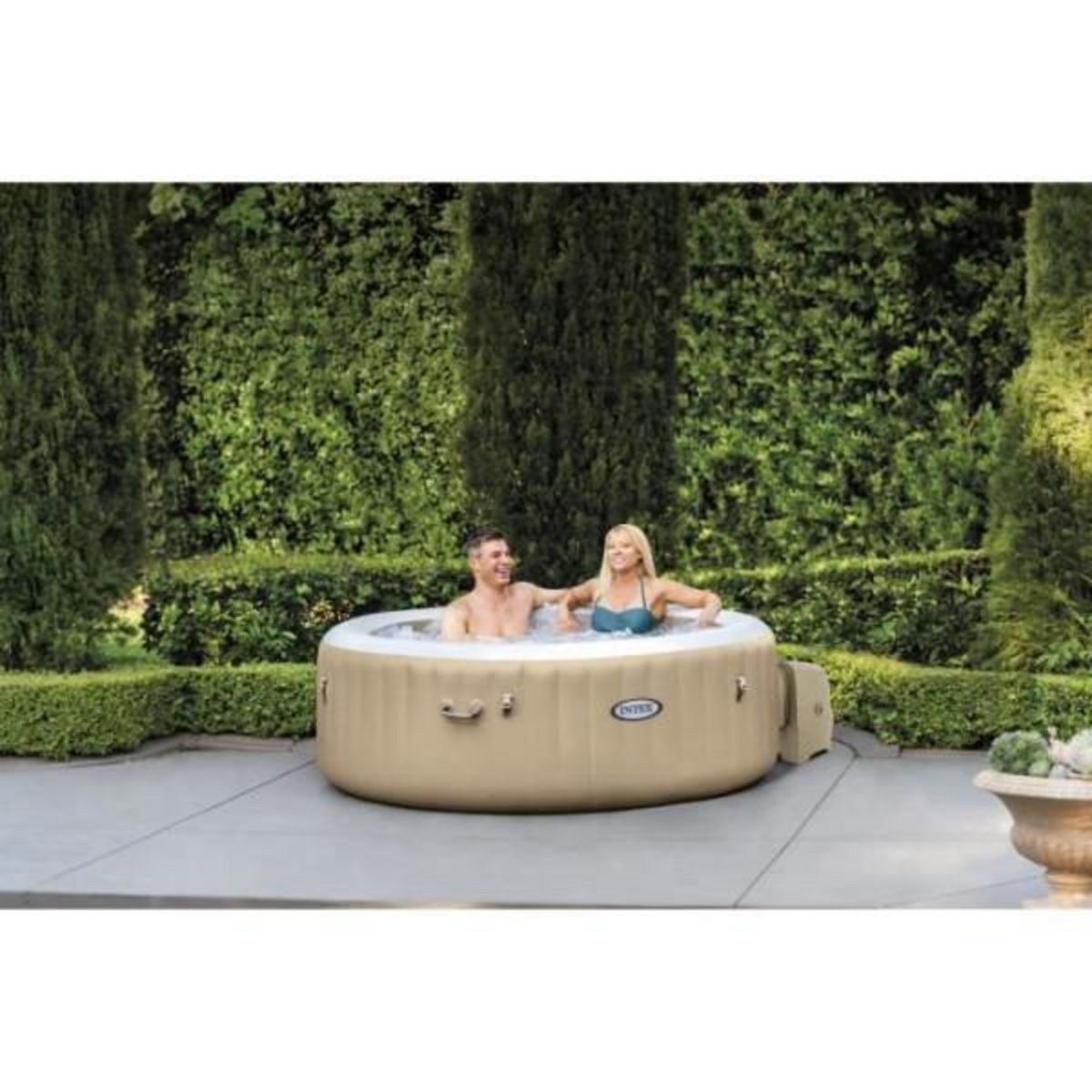 INTEX Spa gonflable INTEX - Sahara - 196 x 71 cm - 4 places - Rond - 28426FR + Lumiere d'ambiance LED