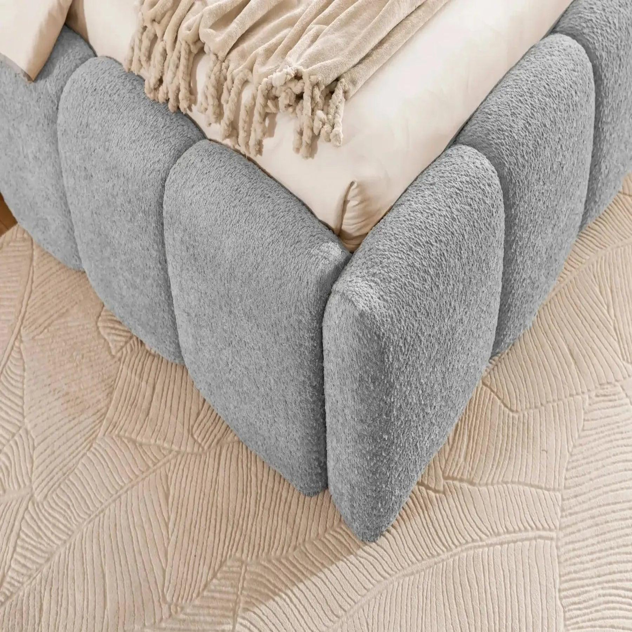 Voir la diapositive 5 : CASANOVA PARIS Elise - lit coffre tissu bouclette