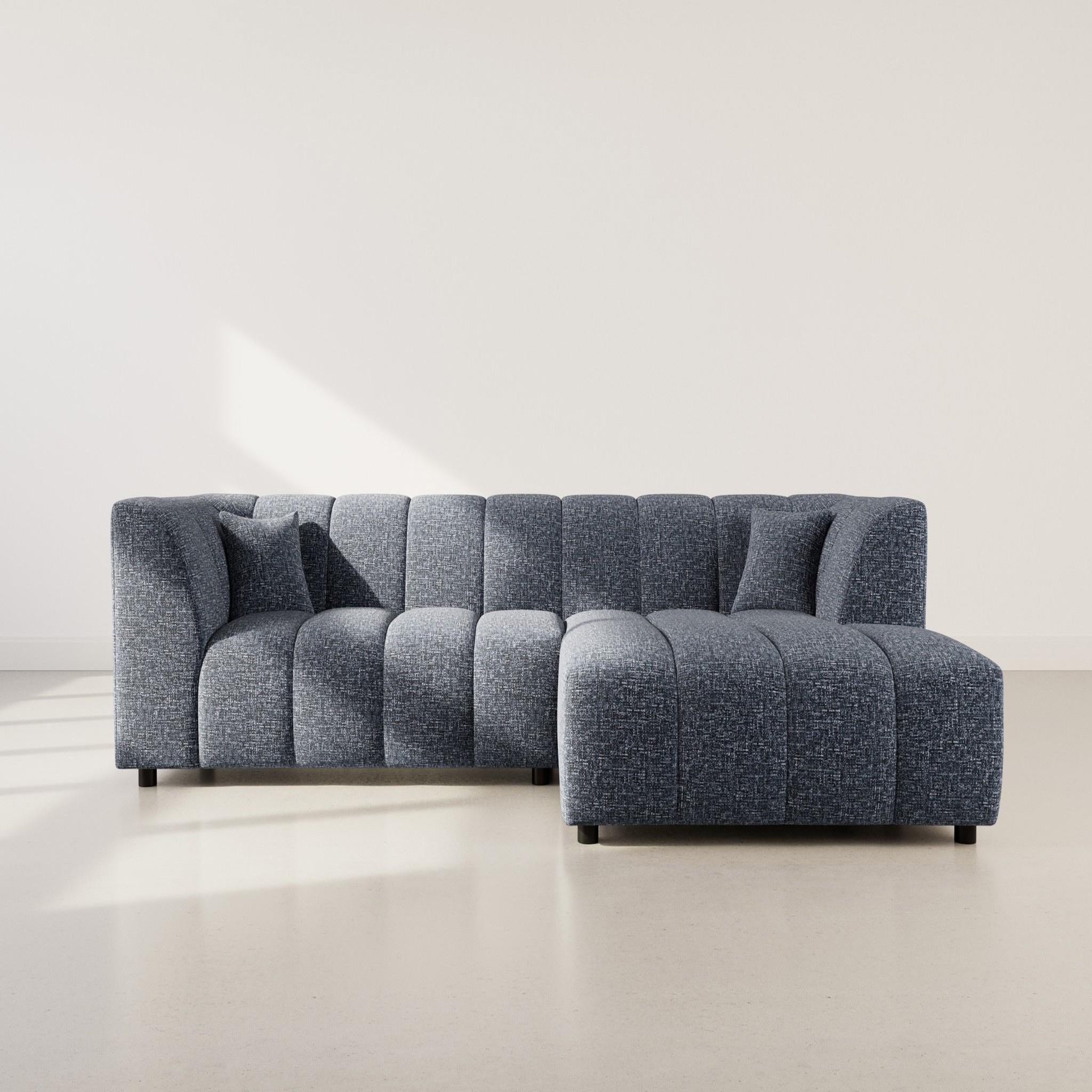 Voir la diapositive 2 : LISA DESIGN Curtis - canapé d'angle droit 4 places avec accoudoir en tissu texturé