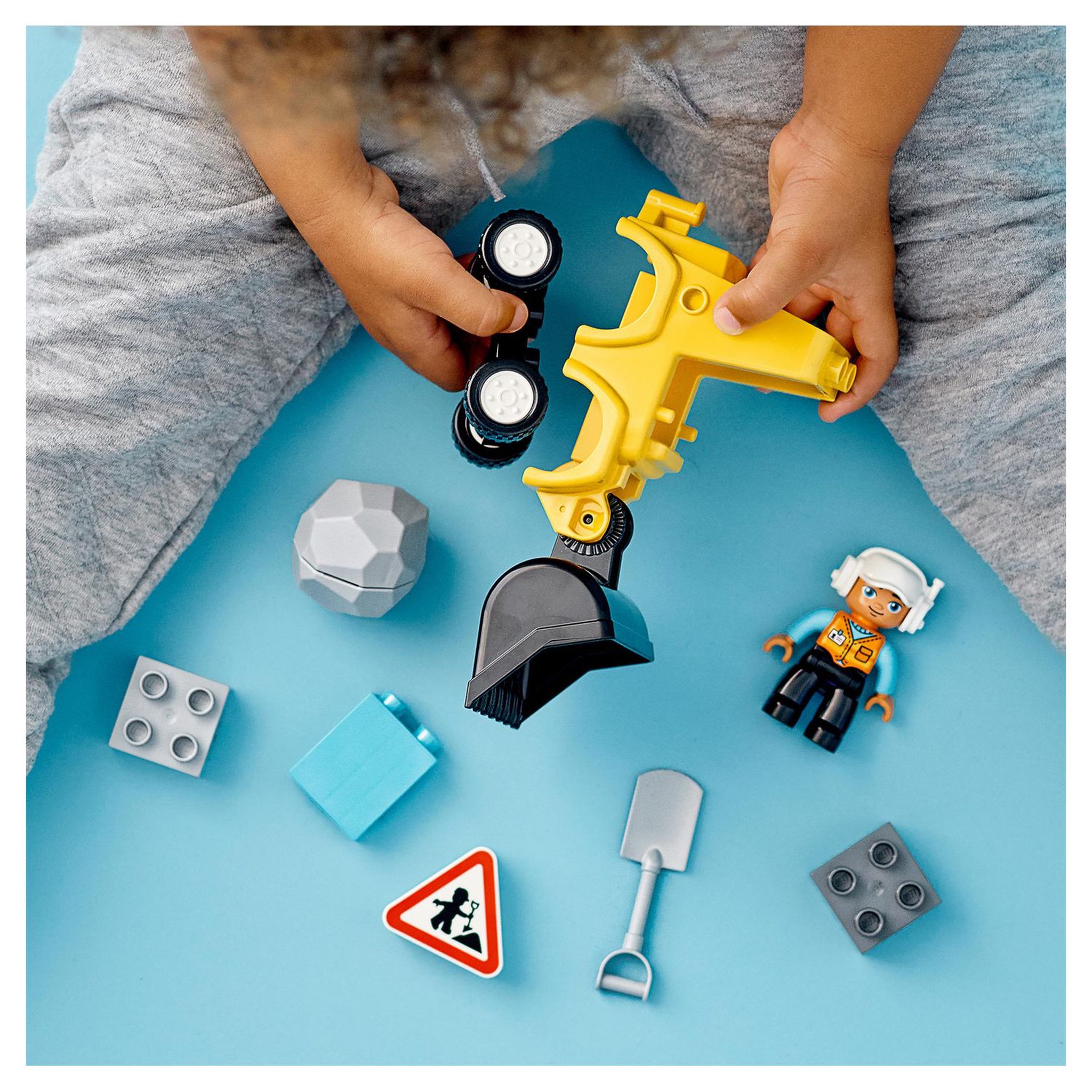 Voir la diapositive 6 : LEGO DUPLO Construction 10930 - Le bulldozer