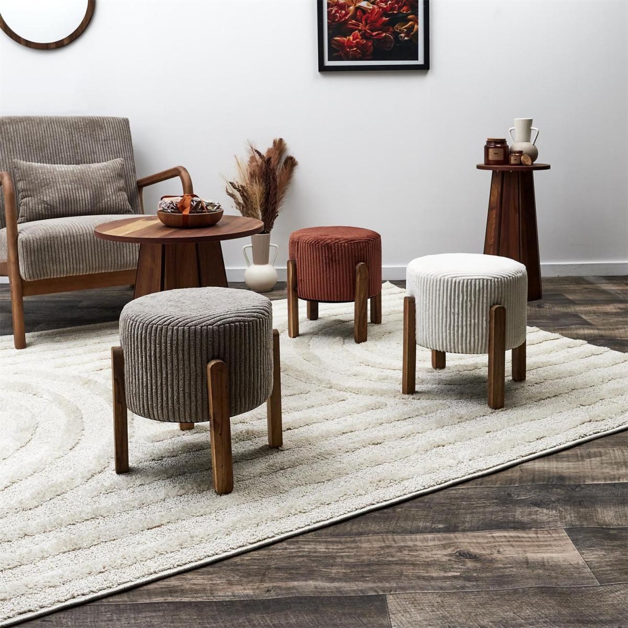 Voir la diapositive 6 : The Home Deco Factory Tabouret côtelé rond  scott  35cm beige