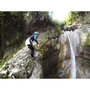 Voir la diapositive 2 : Smartbox Descente du canyon du Versoud près de Grenoble - Coffret Cadeau Sport & Aventure