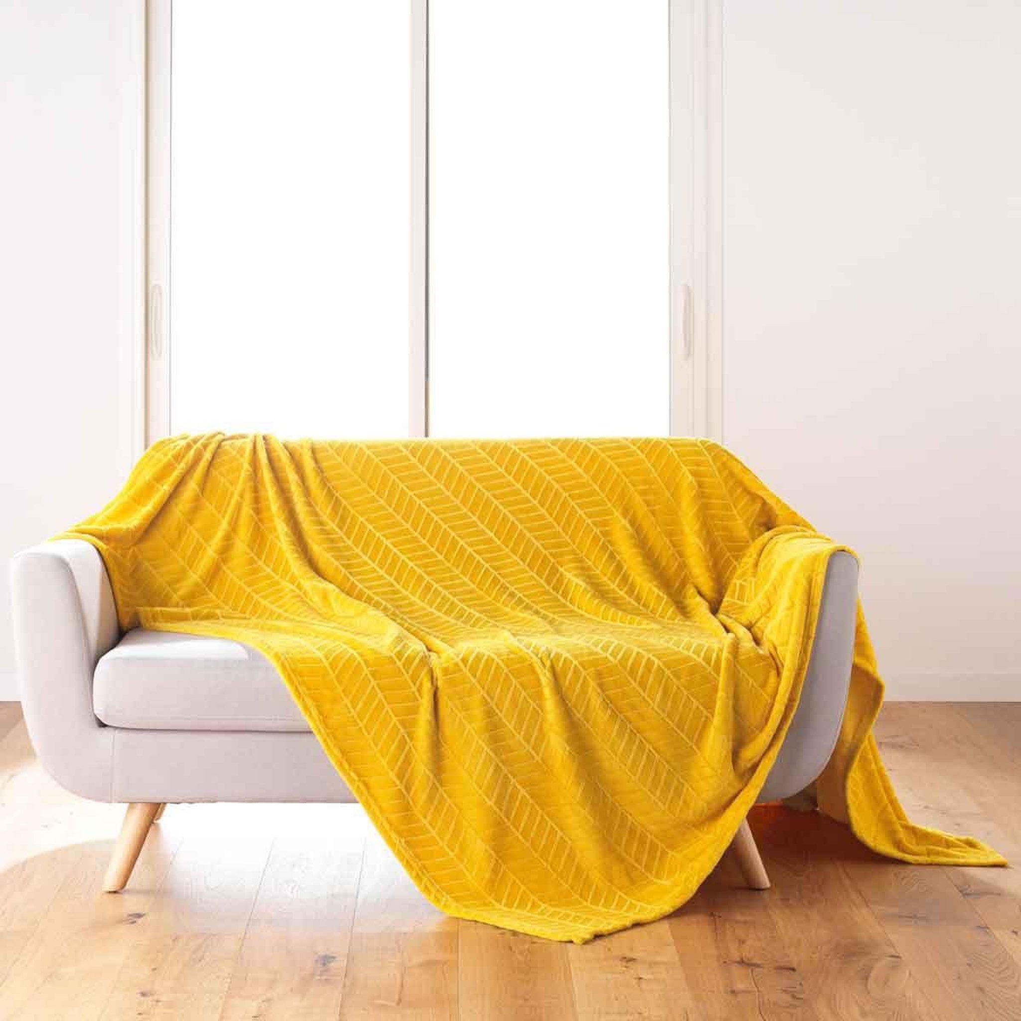 Douceur d'Intérieur Plaid flanelle uni  arya  180x220cm jaune