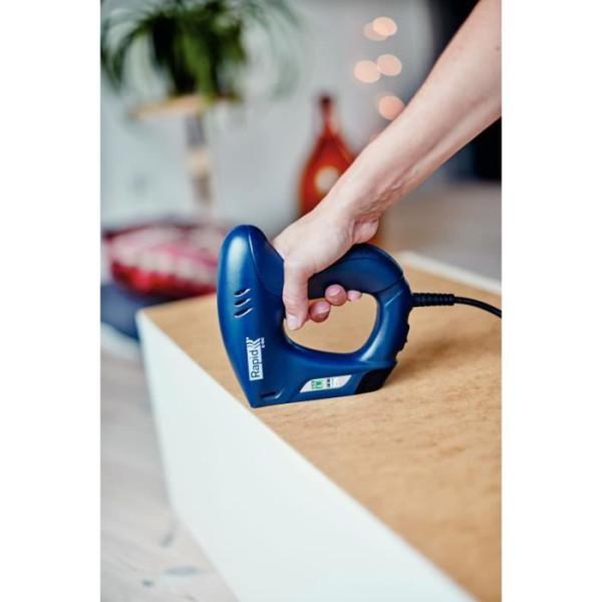 Voir la diapositive 4 : RAPID Agrafeuse-cloueuse - rapid - e-tac dual - filaire - electrique - confortable
